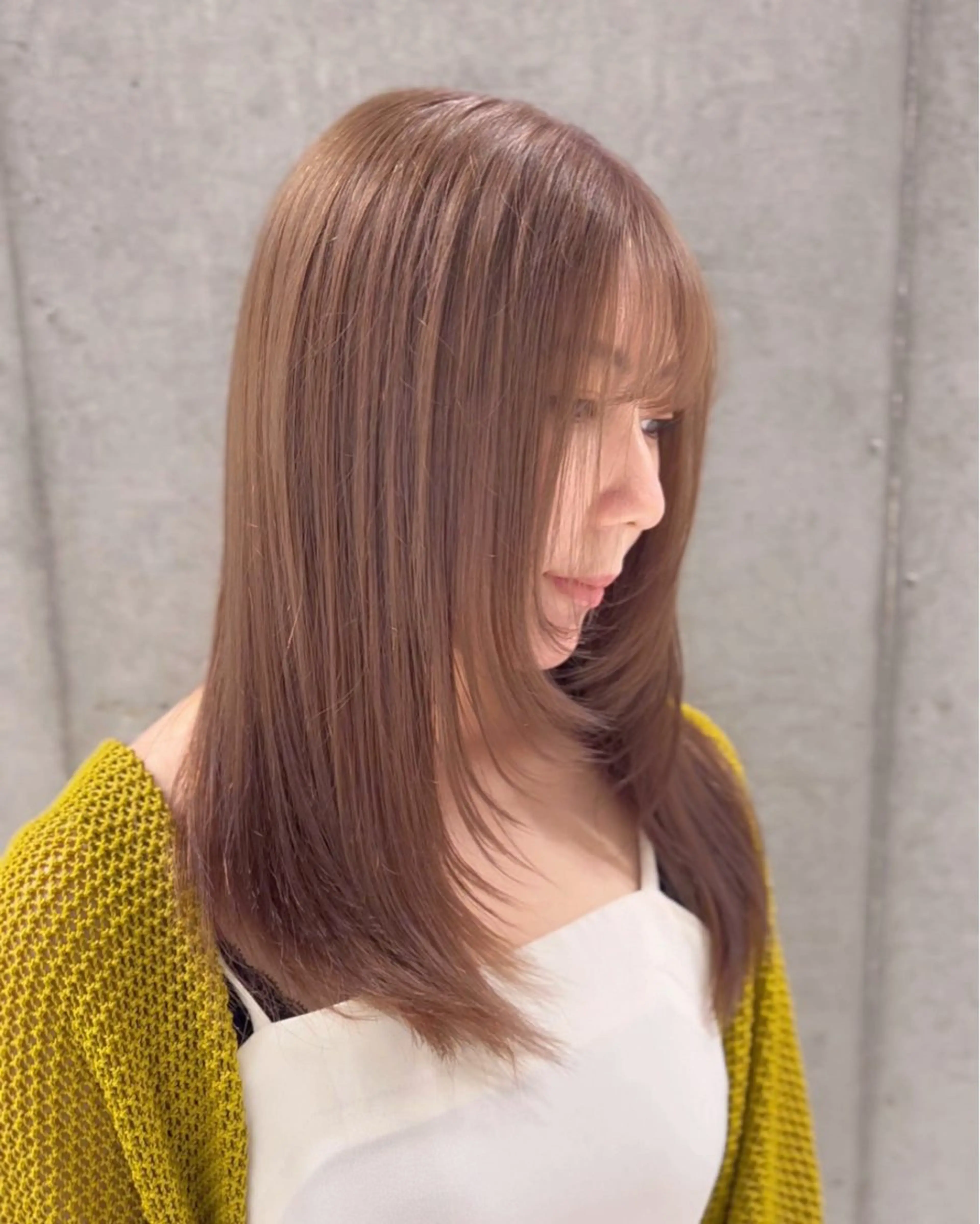 ミディアム カラー ベージュカラー ミルクティーベージュ shizuna/平尾 /カラー/髪質改善のヘアスタイル