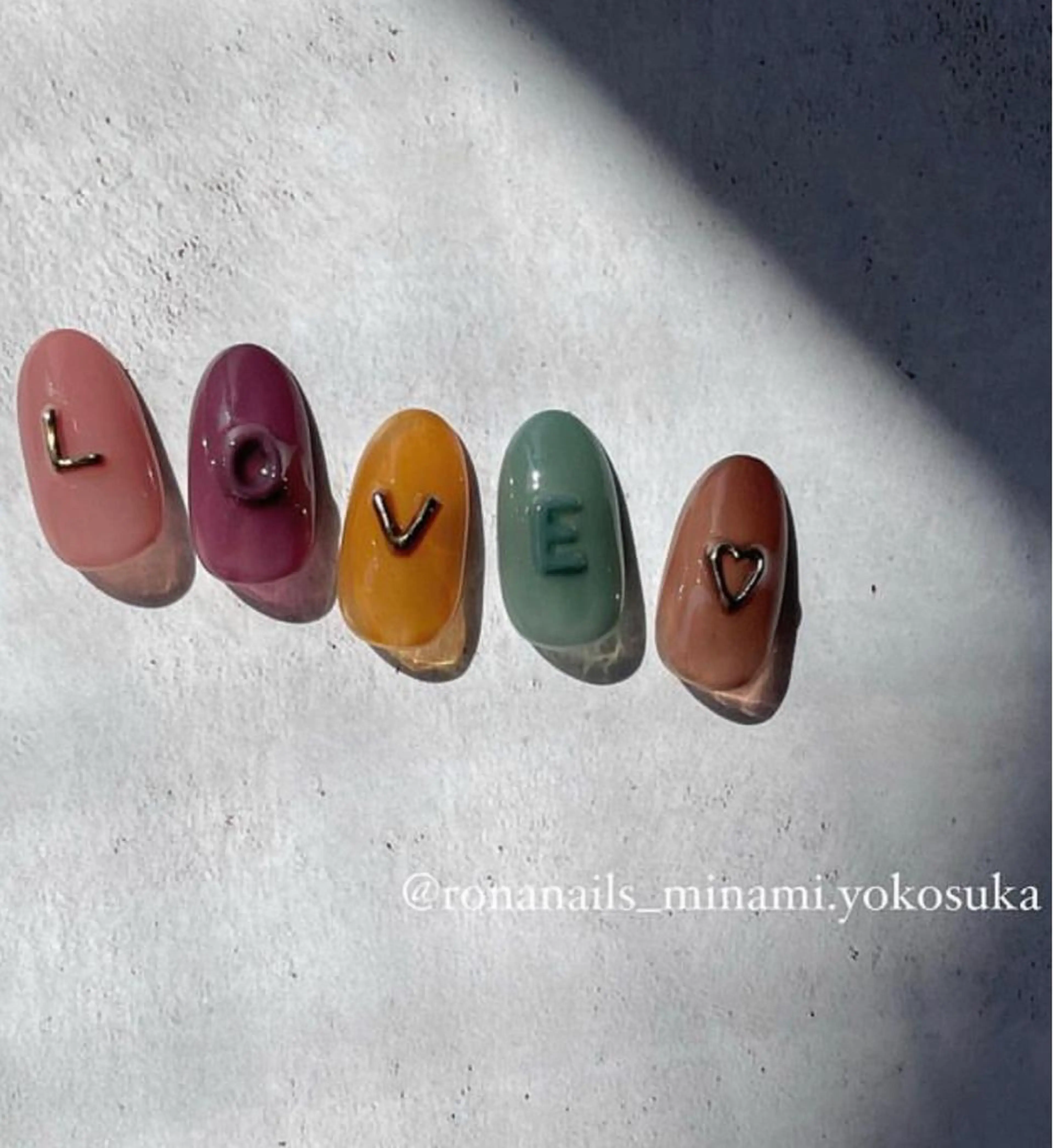 ネイル RONA所属・大川 みなみのネイルデザイン