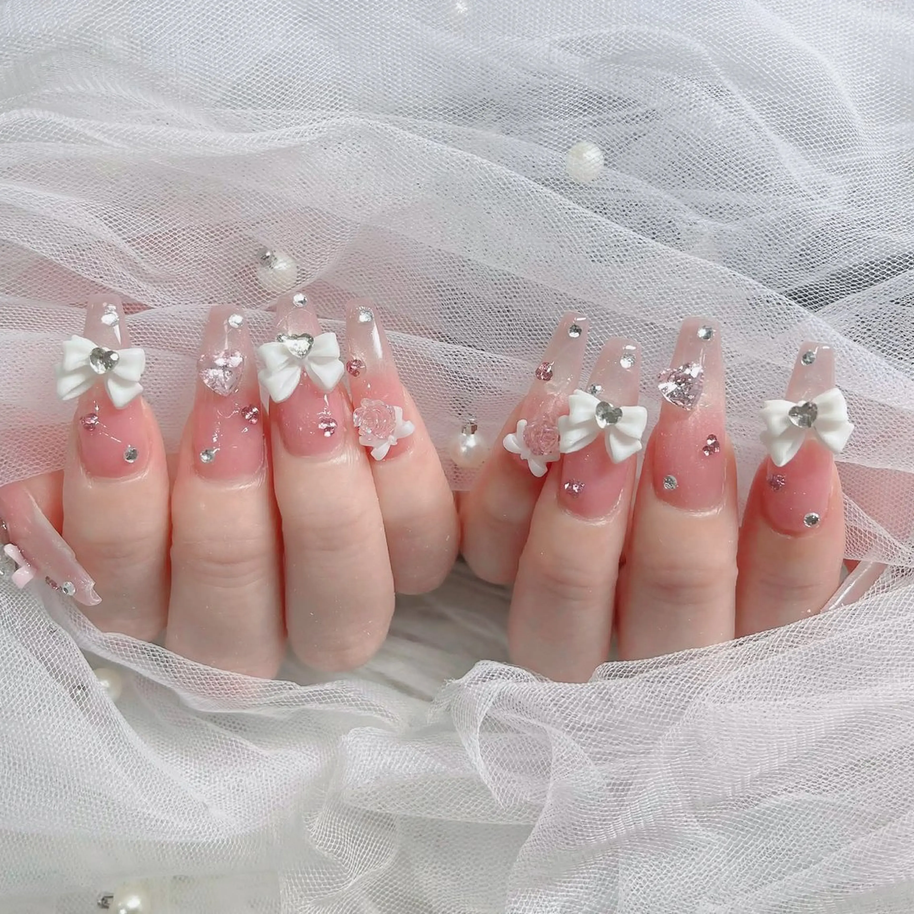 ネイル フットネイル フレンチネイル グラデーション 韓国ネイル ロングネイル ハンドネイル Hani Nail Salonのネイルデザイン