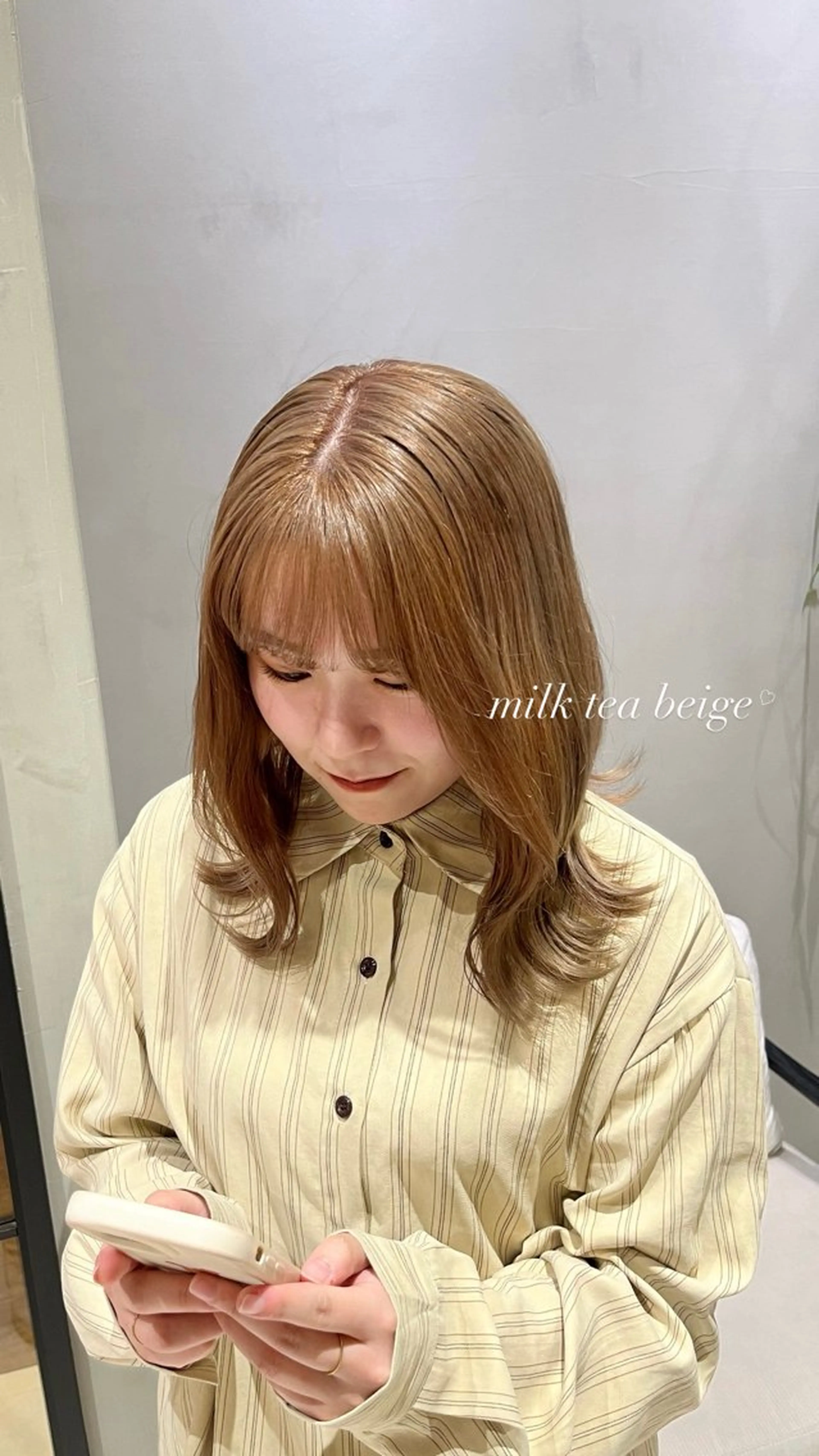 ミディアム カラー ベージュカラー ミルクティーベージュ 𝒎𝒐𝒆🩰 名駅/ヘアメ/暖色♡のヘアスタイル