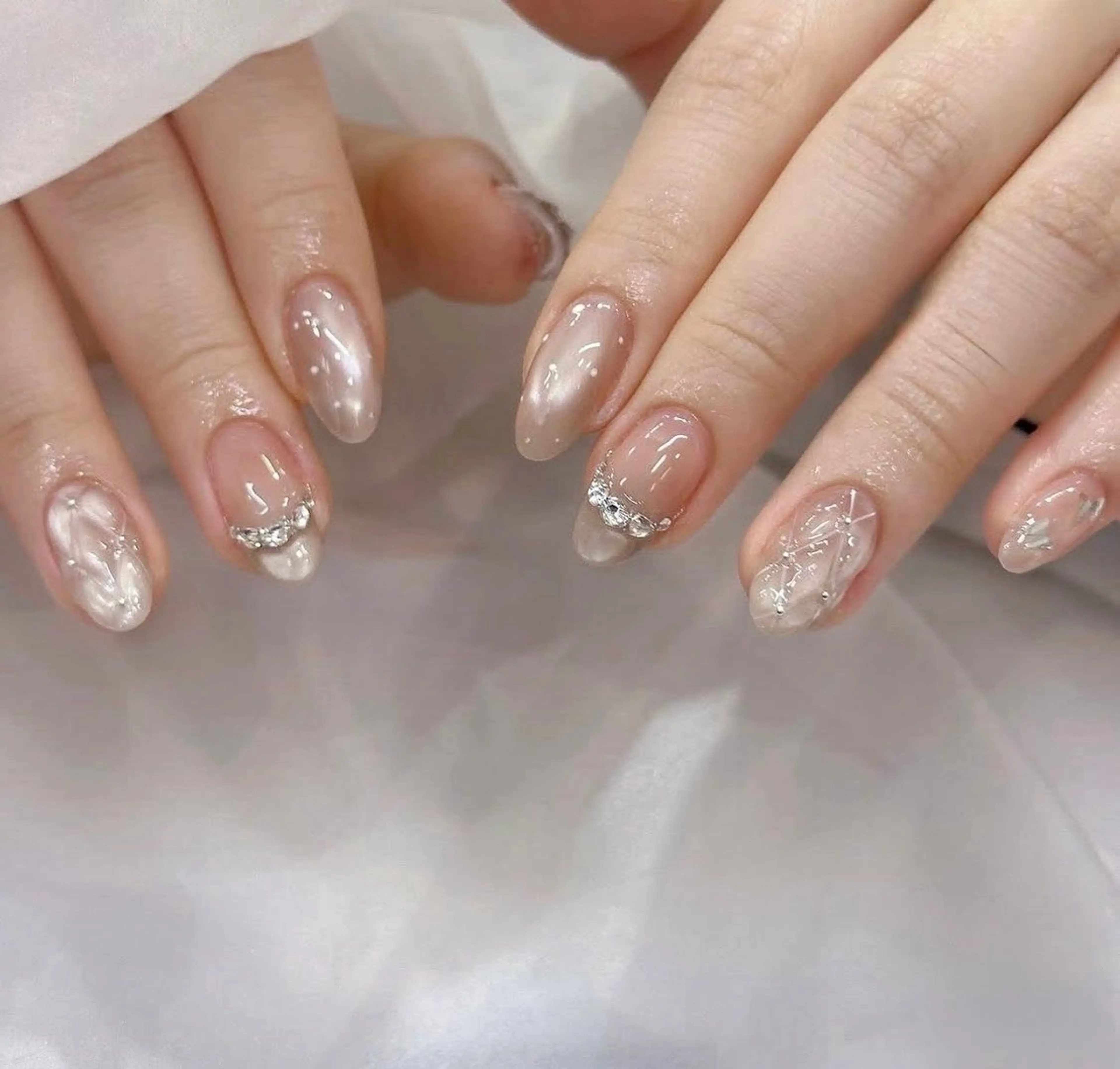 ネイル ハンドネイル T.Lee Nail Lilyのネイルデザイン