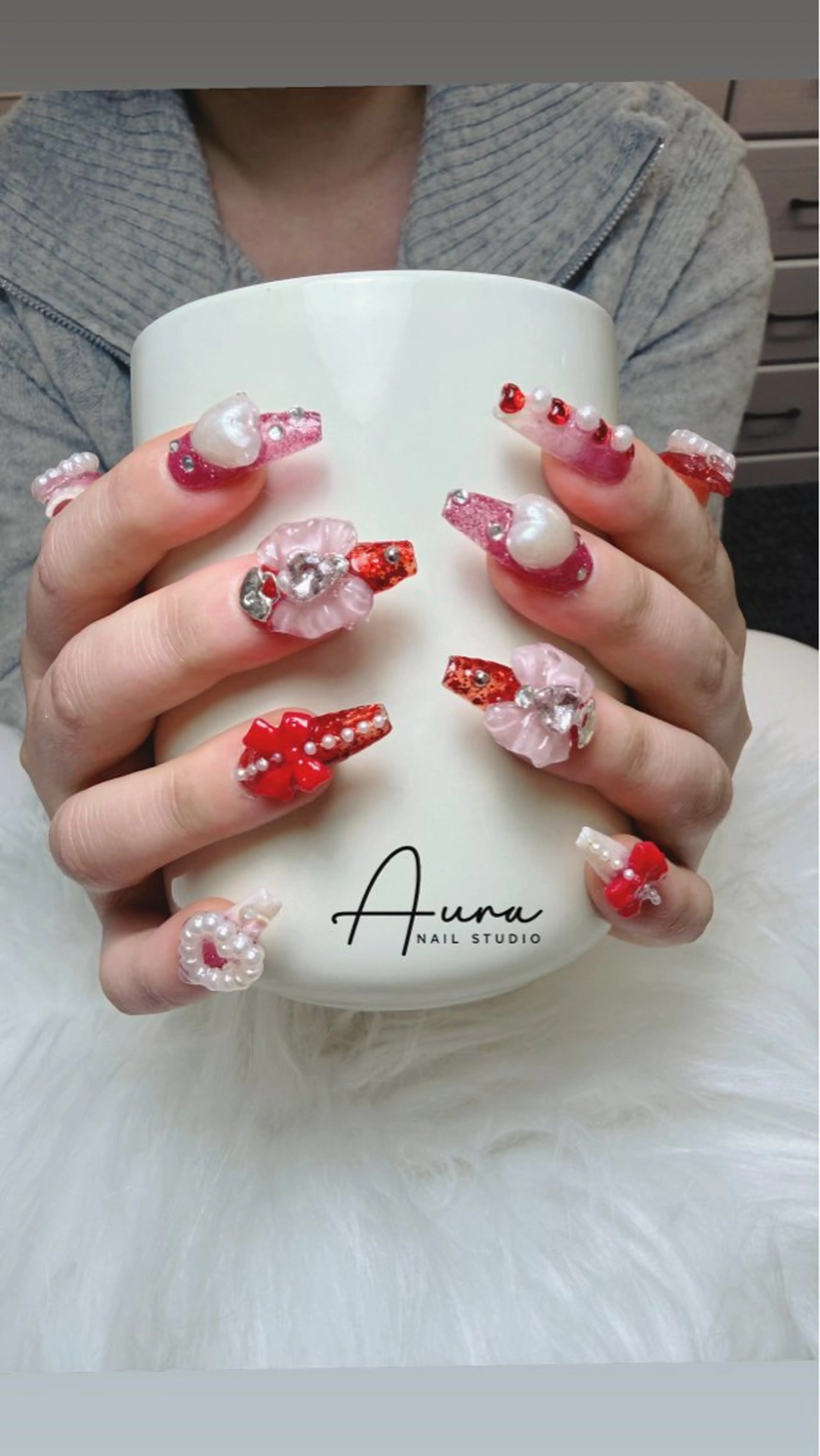 ネイル ハンドネイル Aura Nail Studioのネイルデザイン