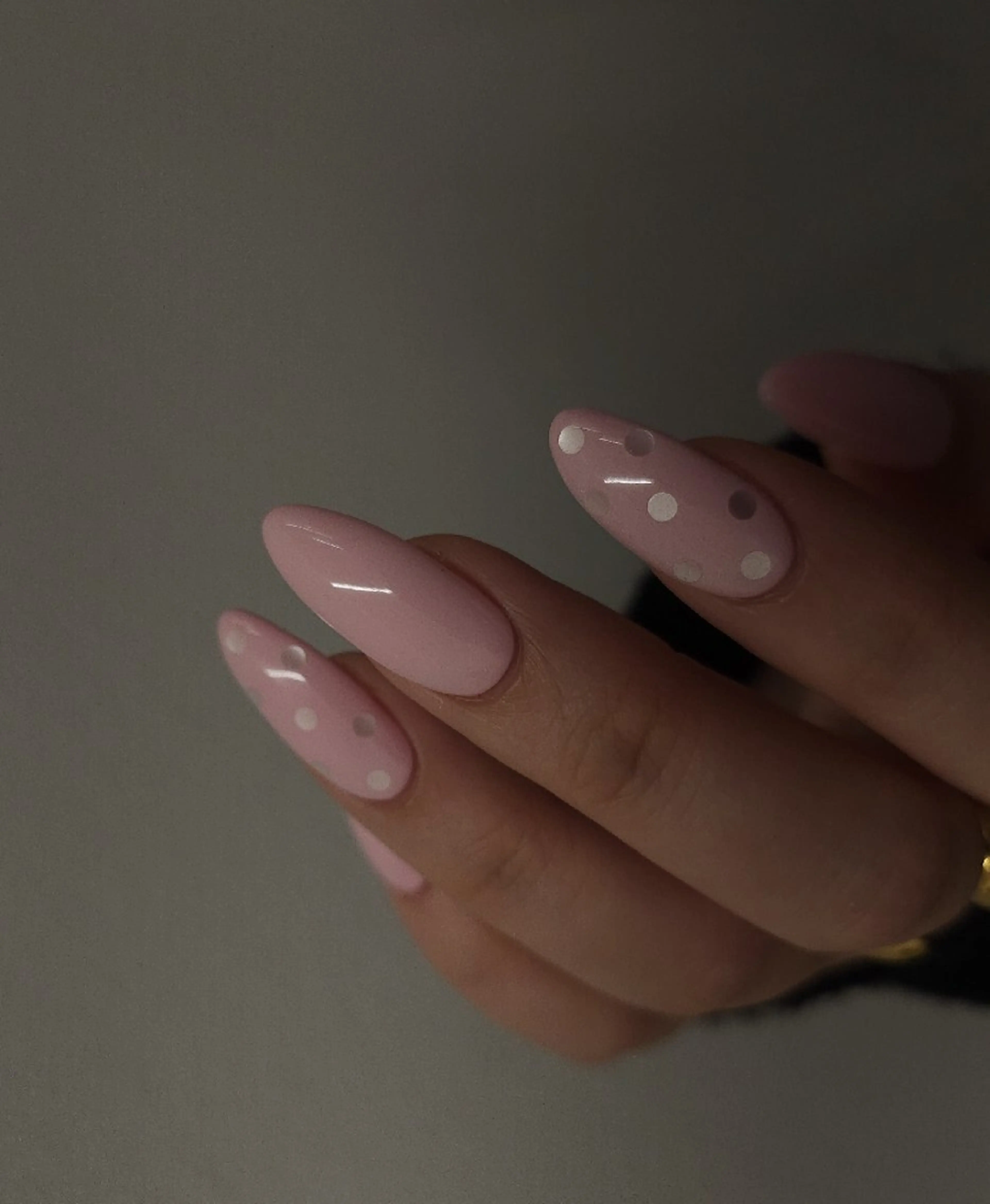 ネイル ドット ジェルネイル ワンカラーネイル パラジェル ピンク puku nail 🌼kazu🌼のネイルデザイン