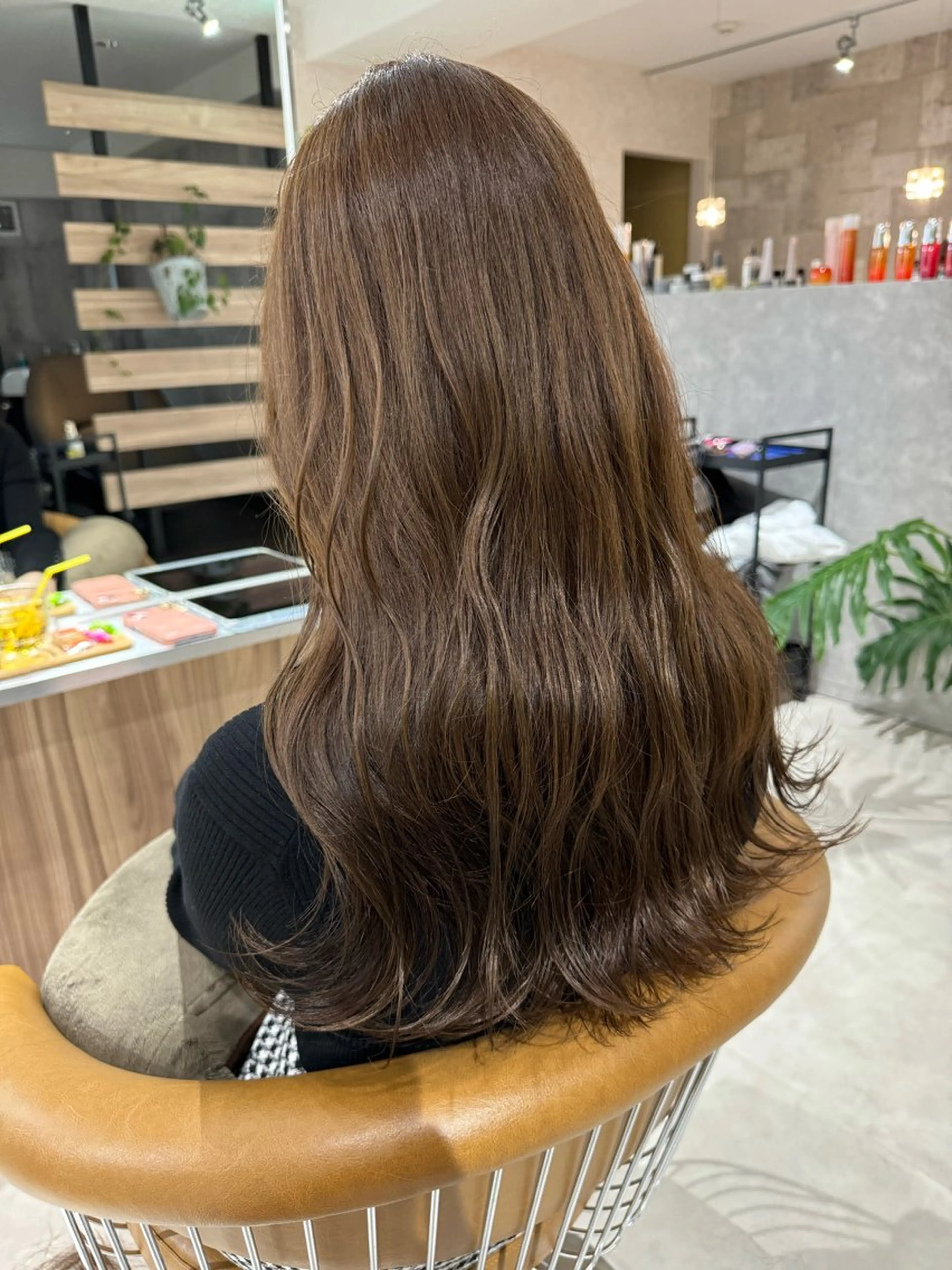 【素髪度No.1抜け毛、切れ毛気になる方オススメ！】似合わせカット+うる艶カラー+バイカルテトリートメント¥13500の写真