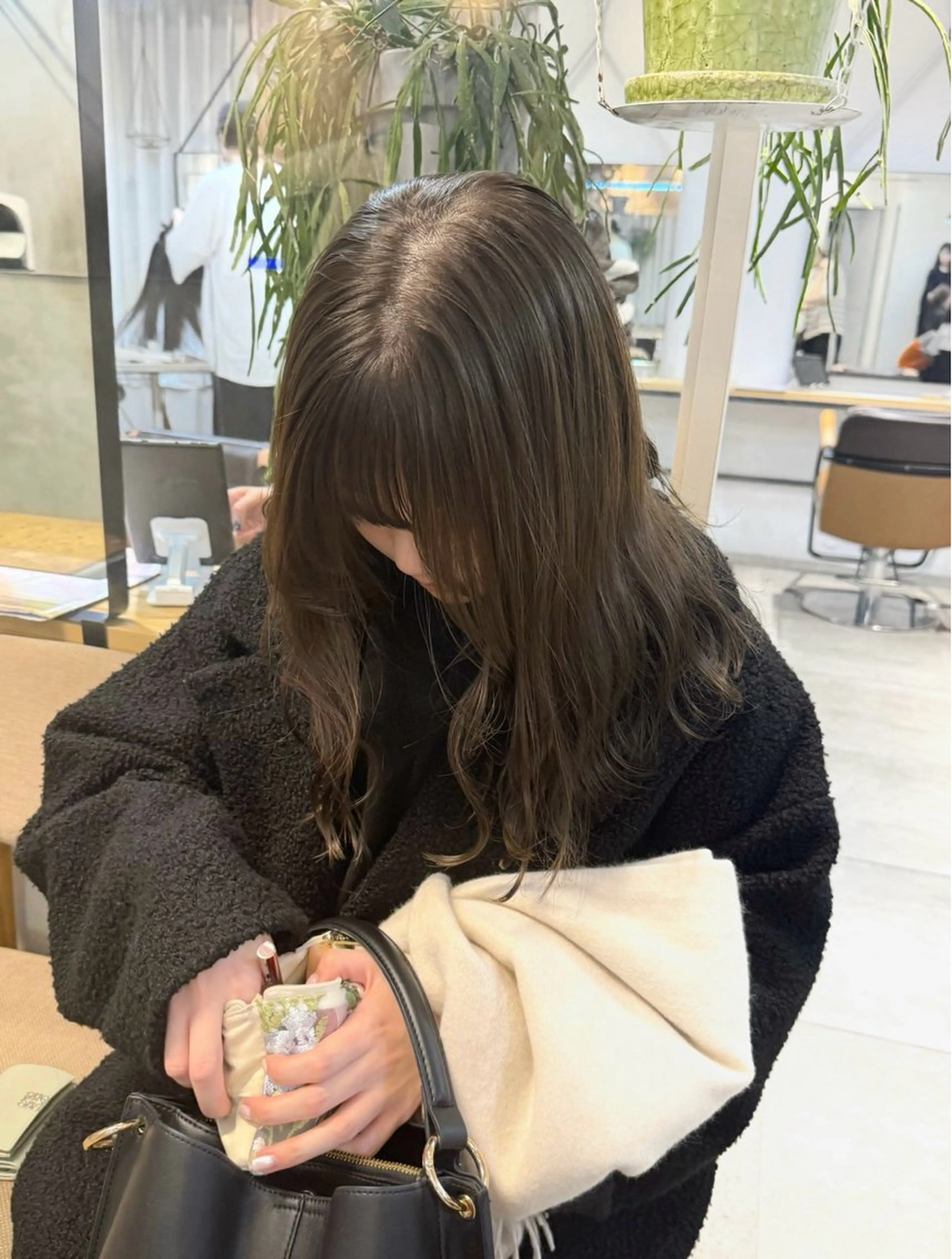 \ミニモ限定メニュー/   ケアカラー＋Aujuaシャンプートリートメント🧴(ロング料金なし)の写真