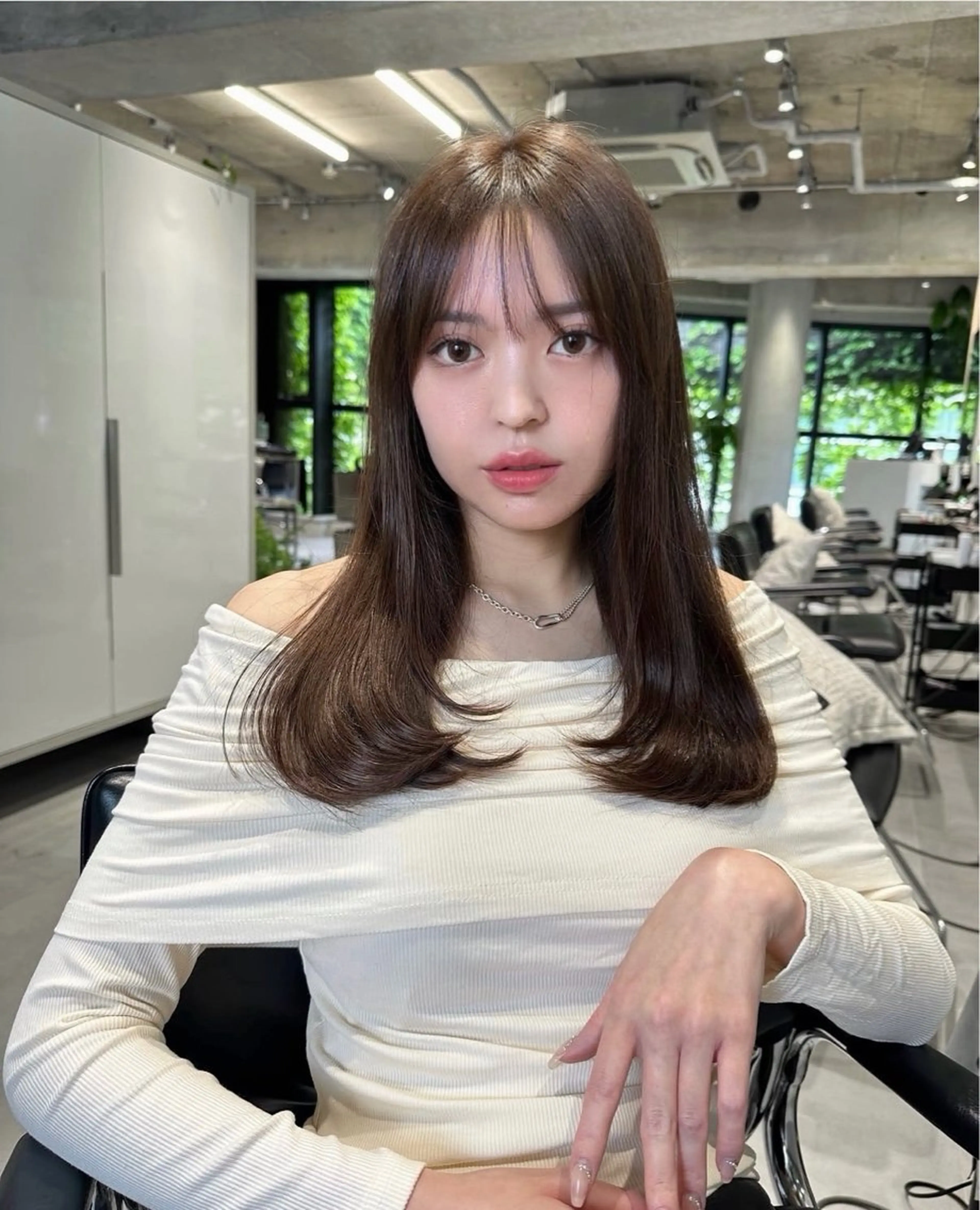 セミロング カット ヘアカラー FILMS所属・MIHO/CUTの specialistのヘアスタイル