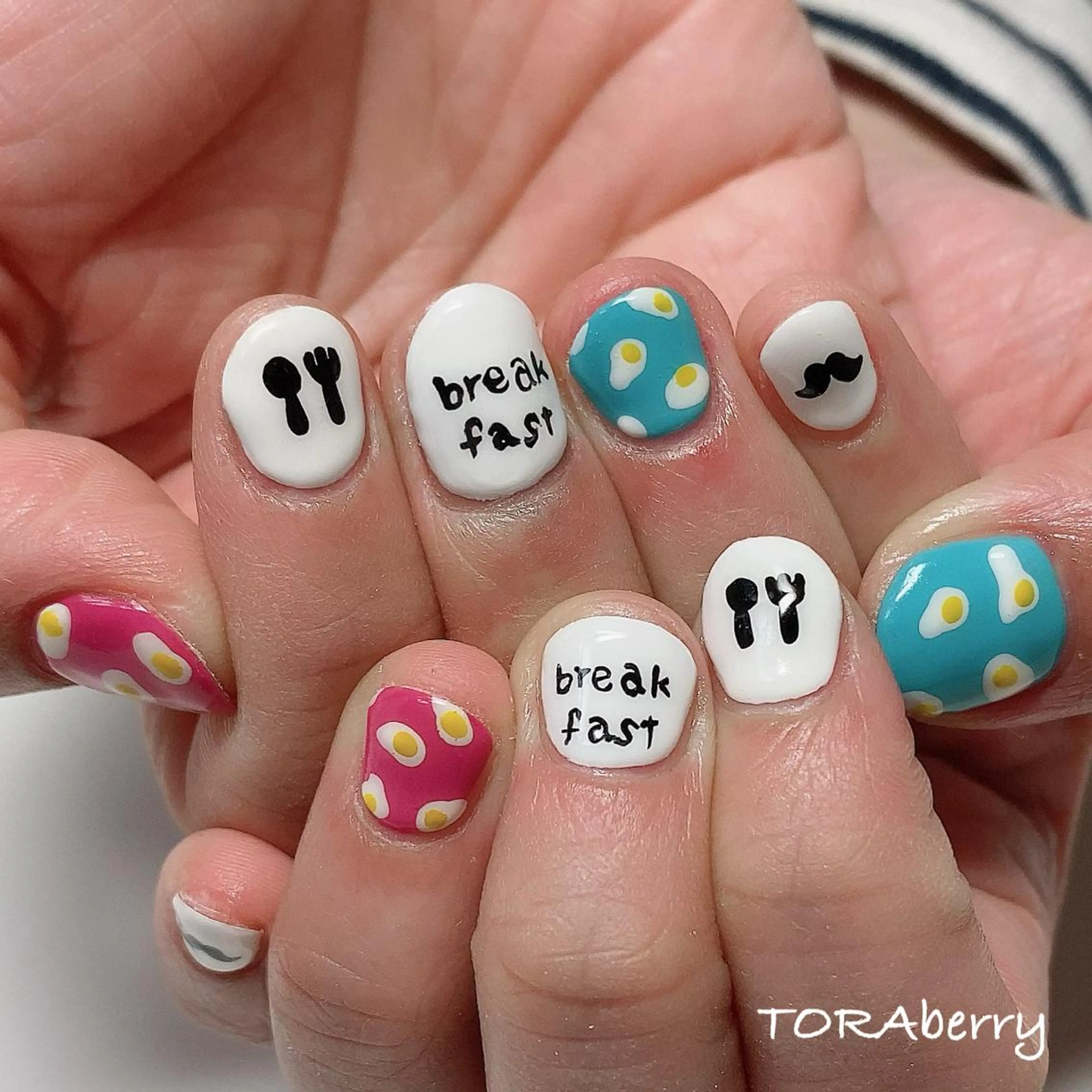 ネイル ハンドネイル ネイリスト なつみのネイルデザイン