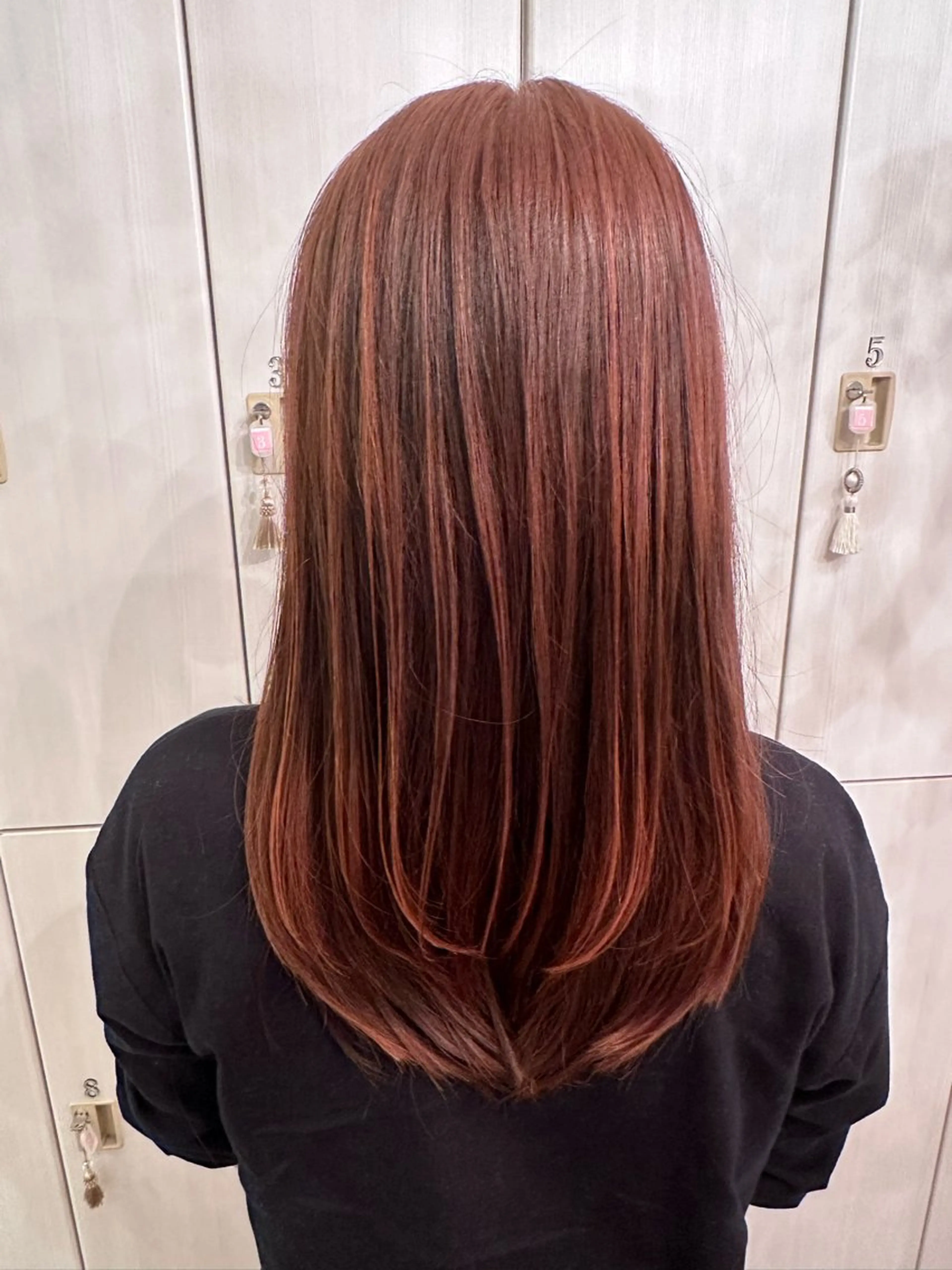 セミロング 古澤 由紀子のヘアスタイル