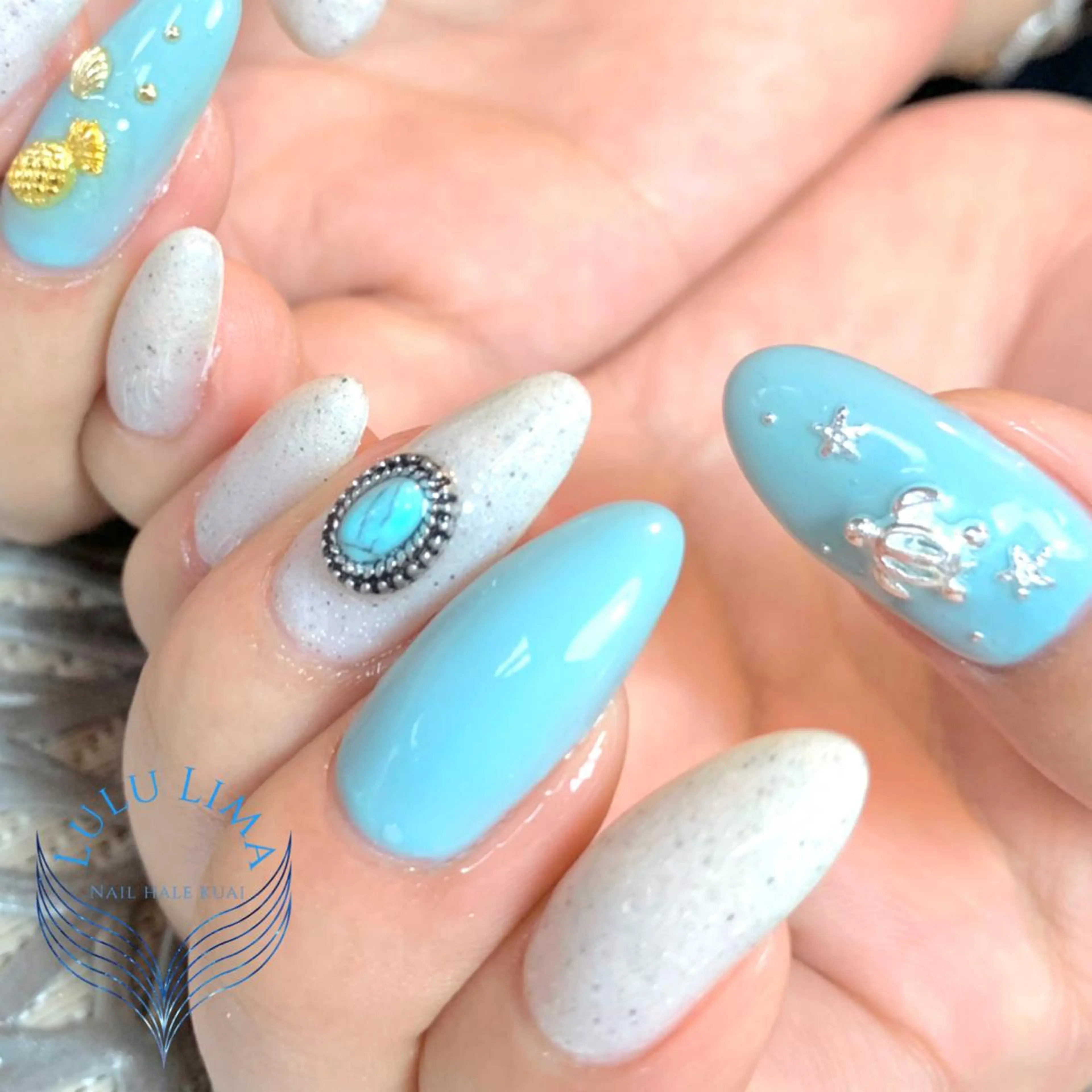 ネイル アートネイル ストーンネイル ハンドネイル ハンドケア LULU LIMAのネイルデザイン