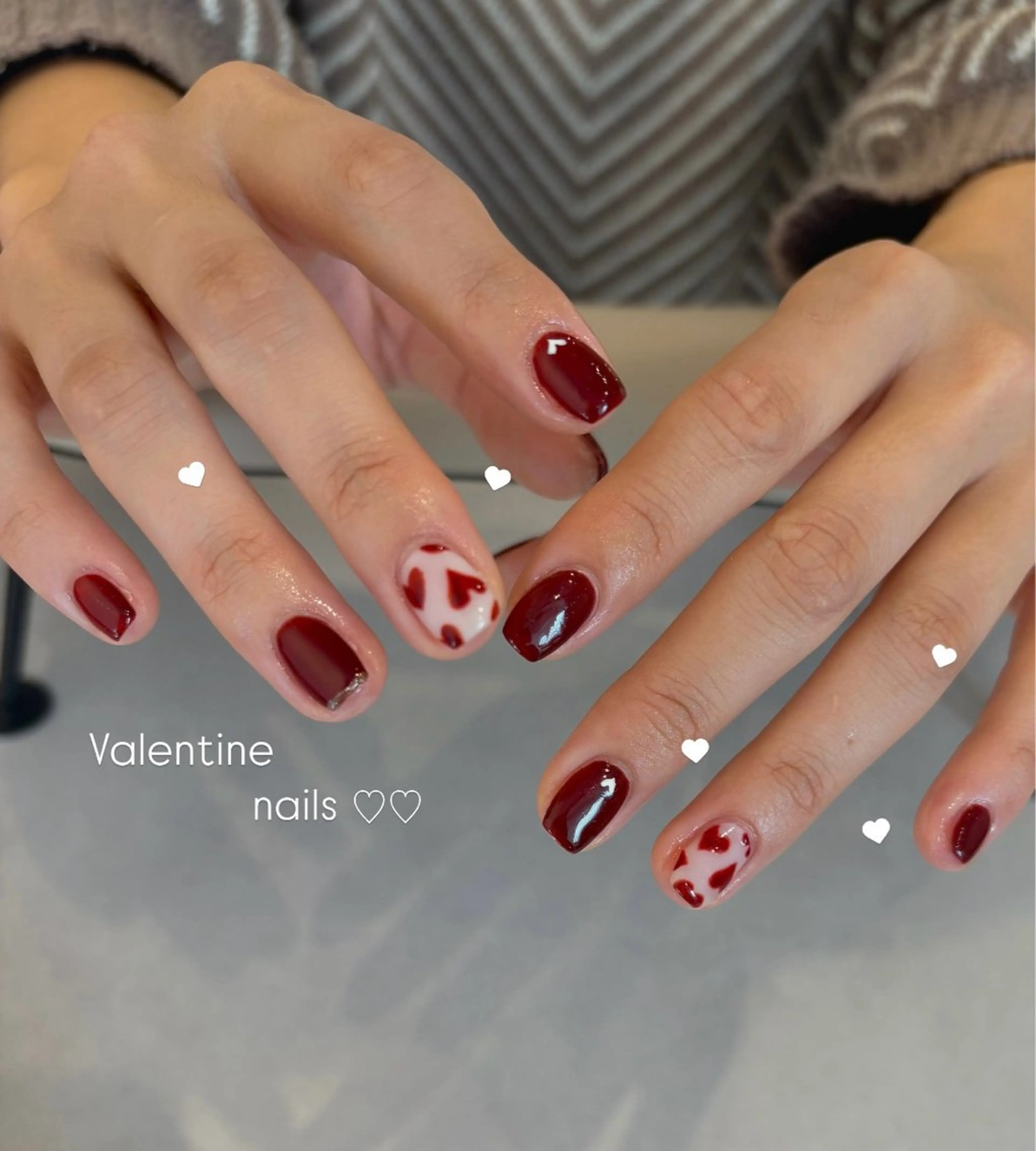 ネイル アートネイル ボルドー ハート シンプルネイル バレンタイン ハンドネイル ハンドケア enurk店 🍋 M I K U  *のその他イメージ