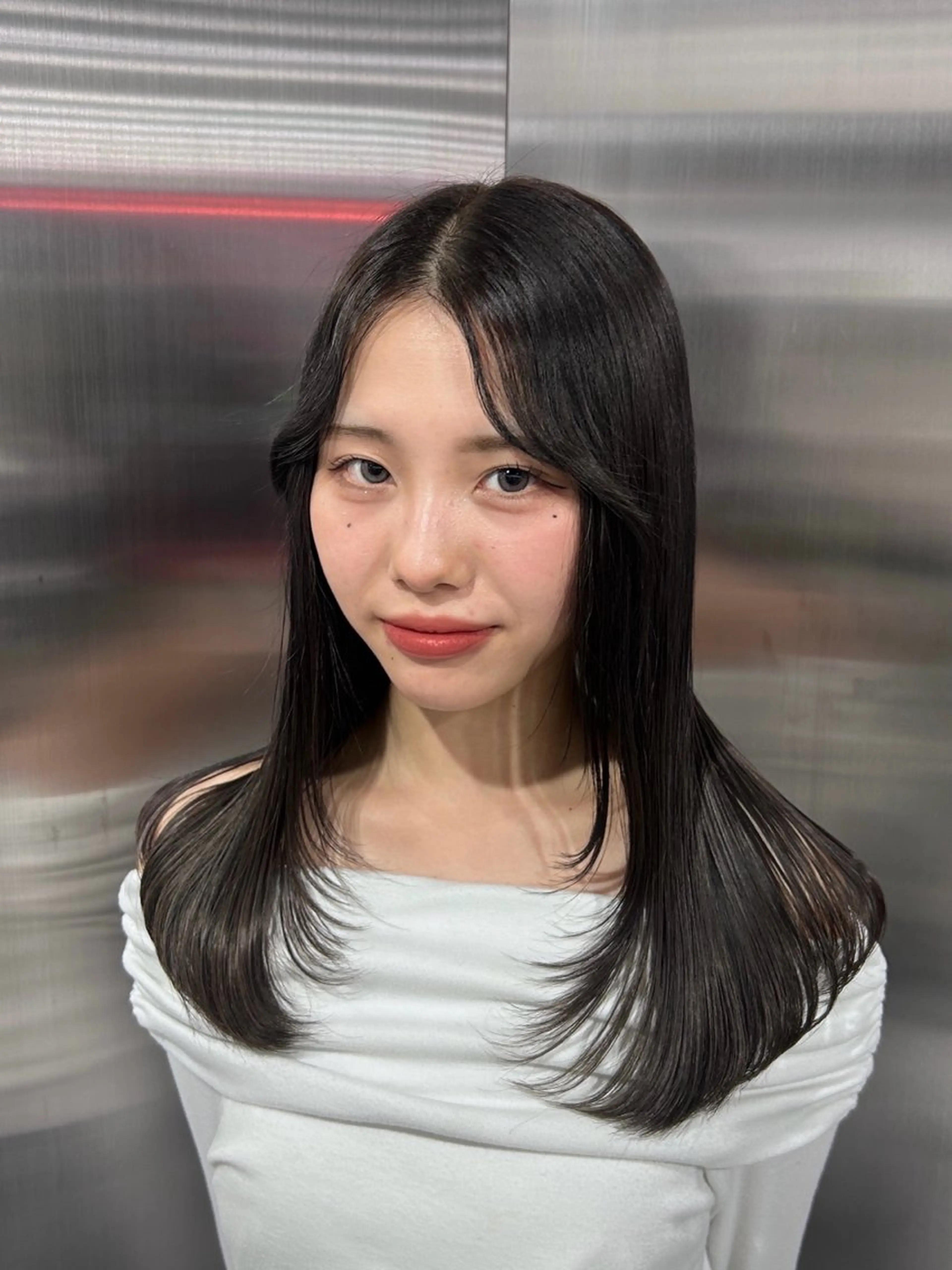 セミロング カラー カット 透明感ツヤカラー/ アイリスト/ゆきなのマツエク・マツパデザイン