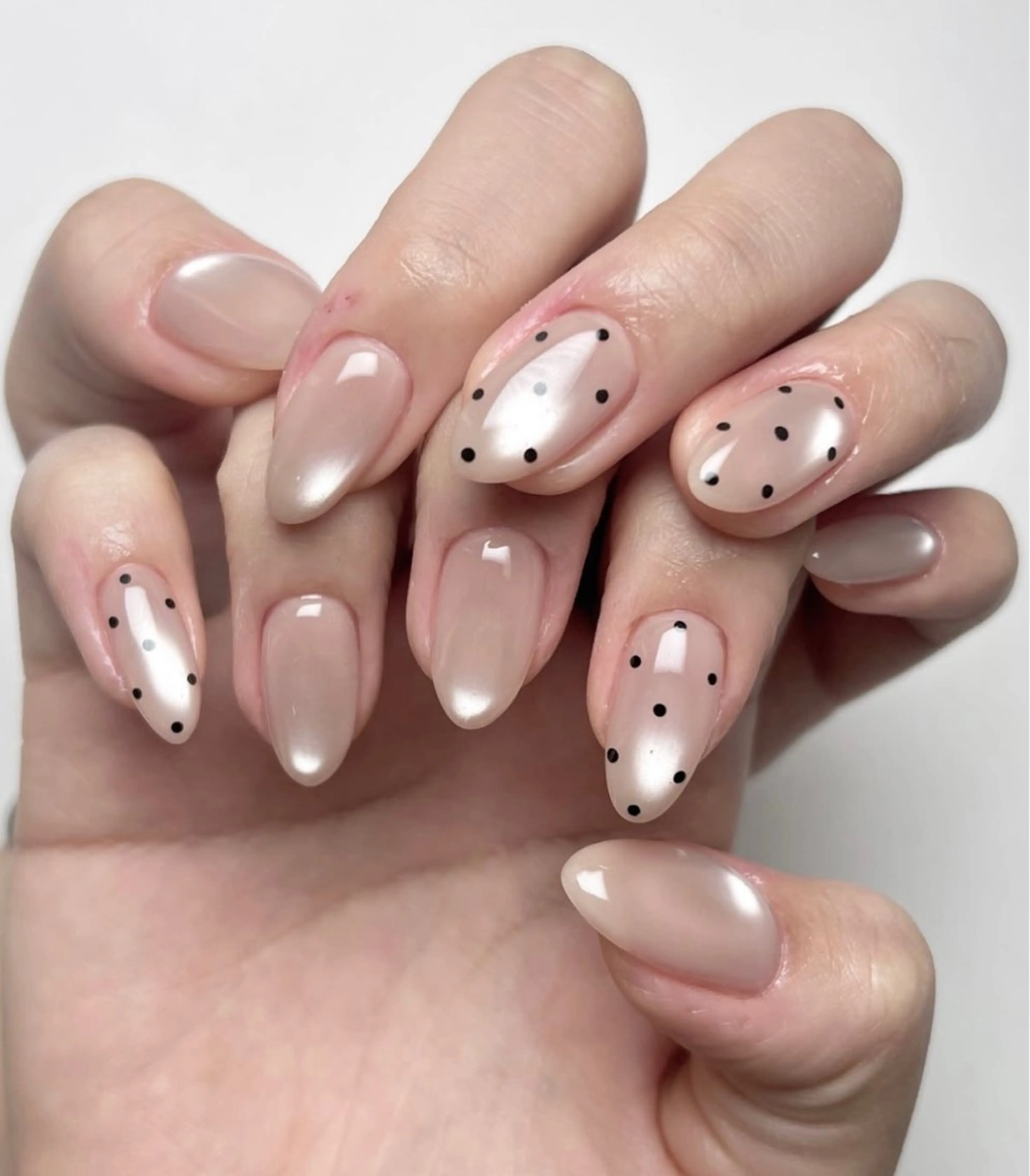 ネイル アートネイル ジェルネイル パラジェル ストーンネイル ハンドネイル NiJi Nailsのネイルデザイン