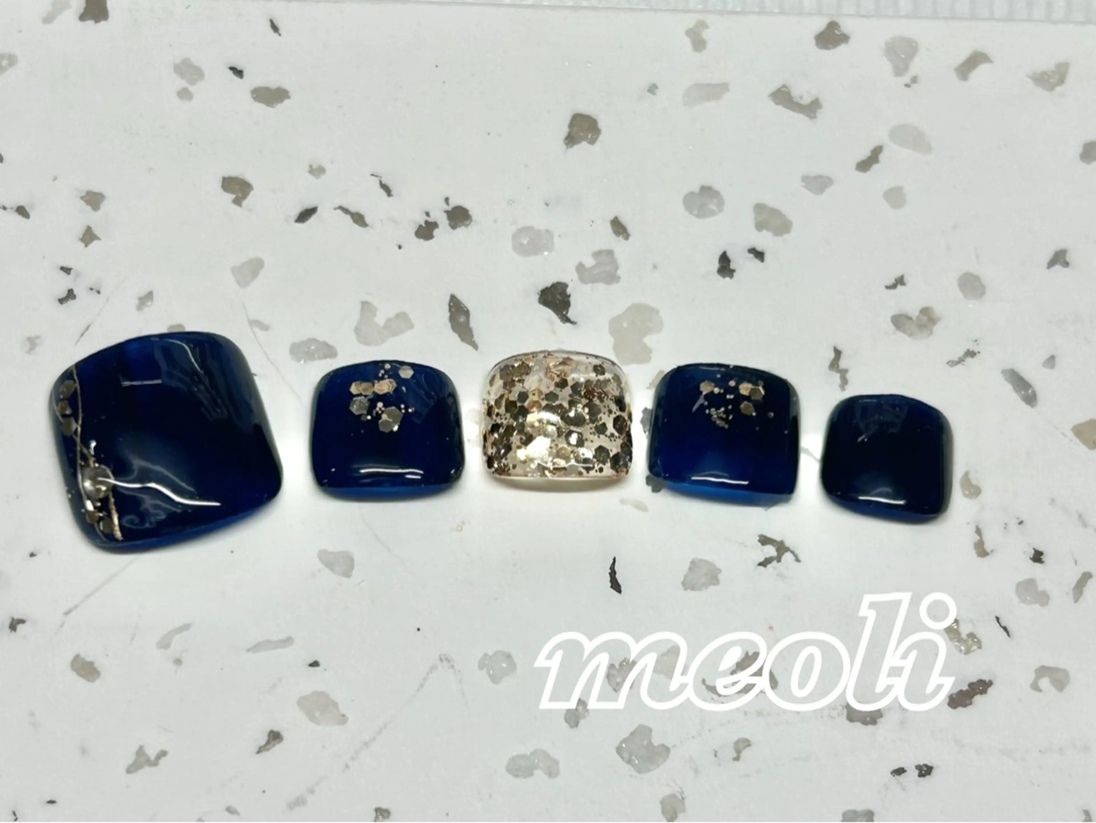 ネイル フットネイル シンプルネイル フットネイル nail salon meoli　アヤのネイルデザイン