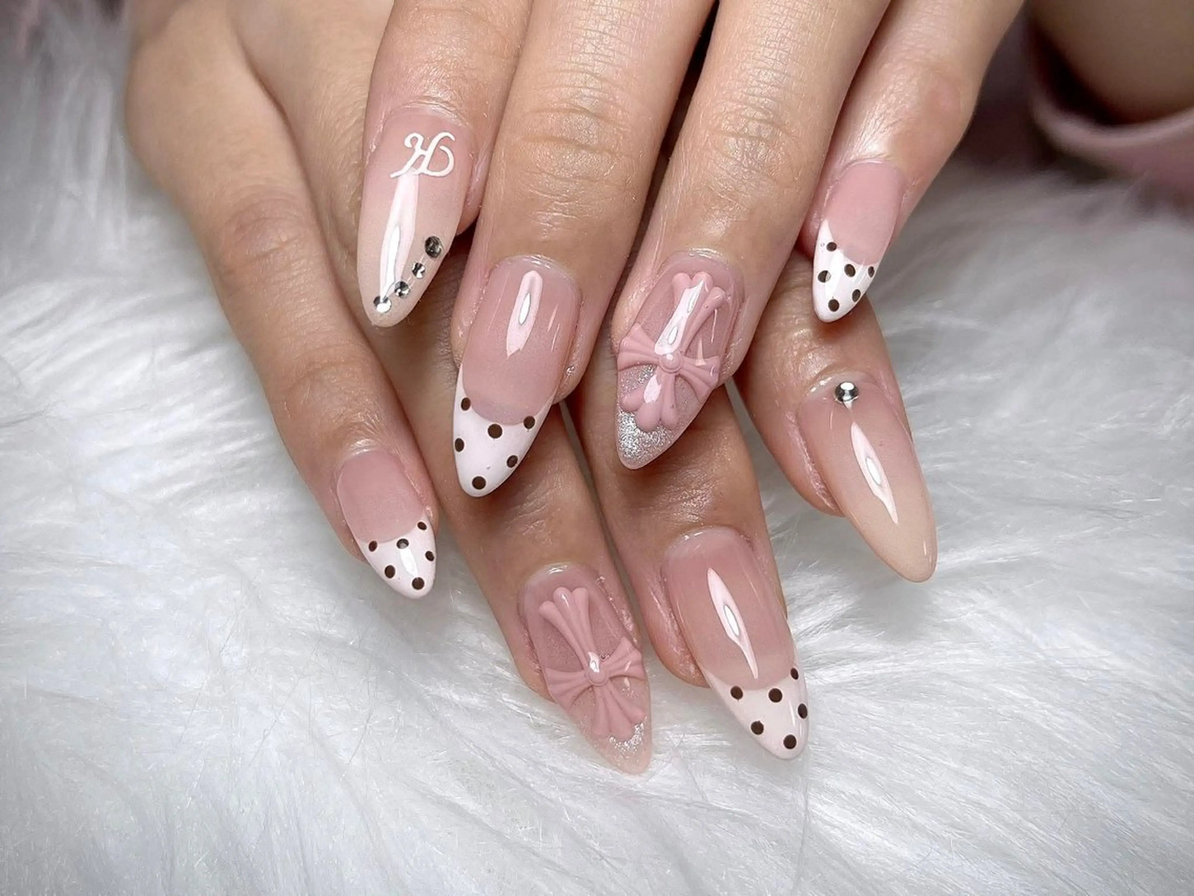 ネイル ハンドネイル hue nail1のネイルデザイン