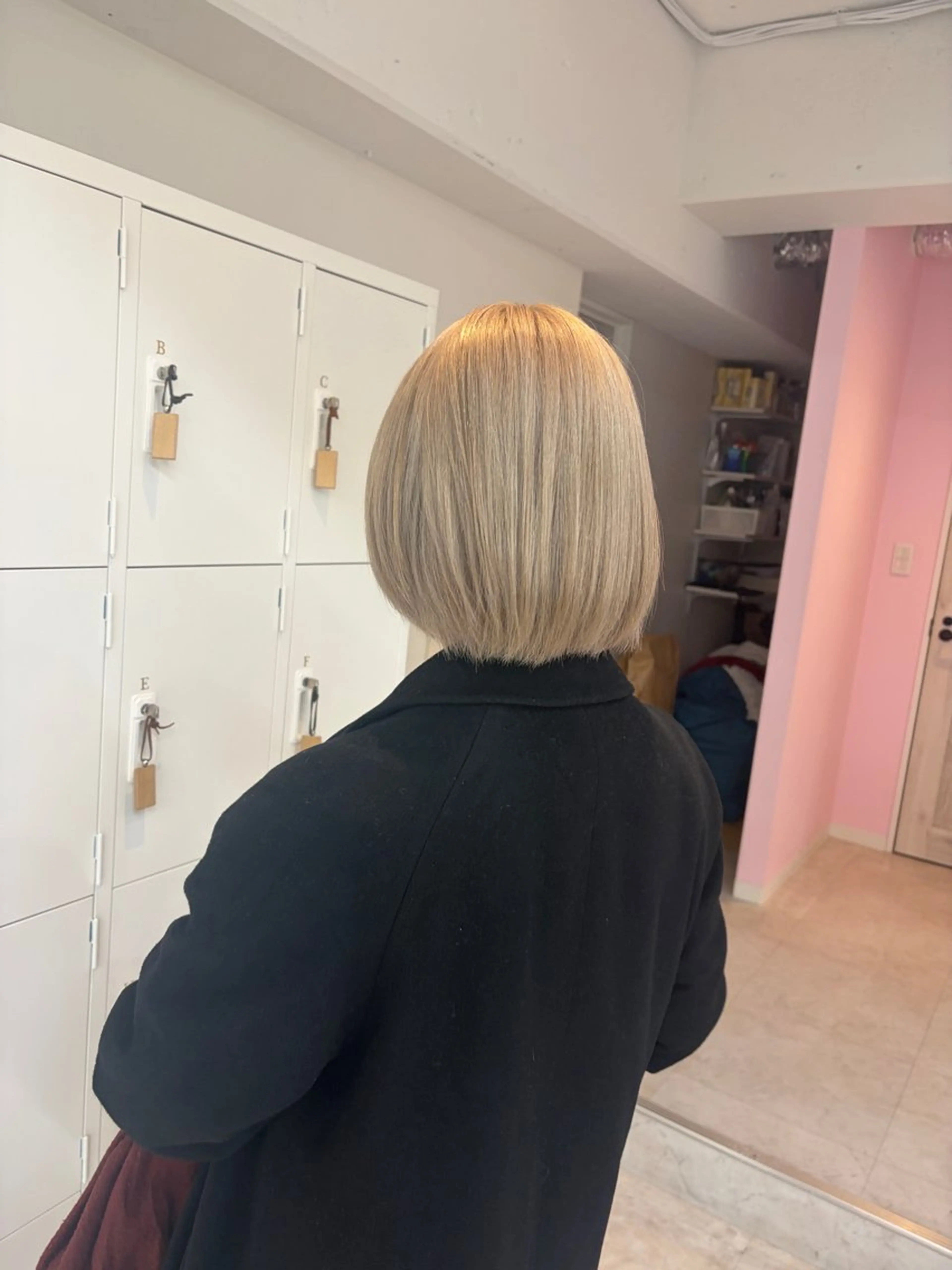 ショート ブリーチカラー✨ じょあ☆のヘアスタイル