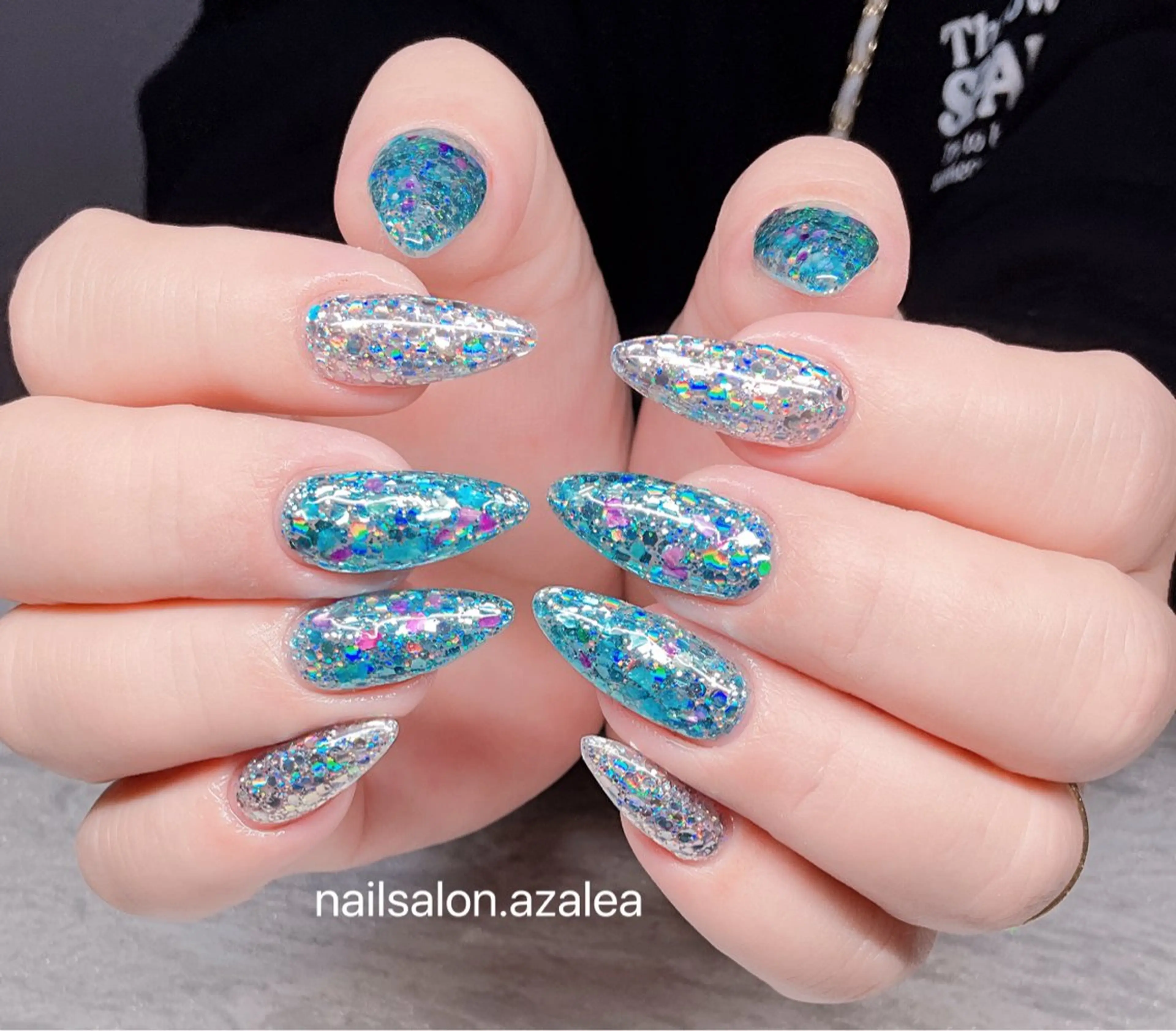 ネイル ハンドネイル R inのネイルデザイン