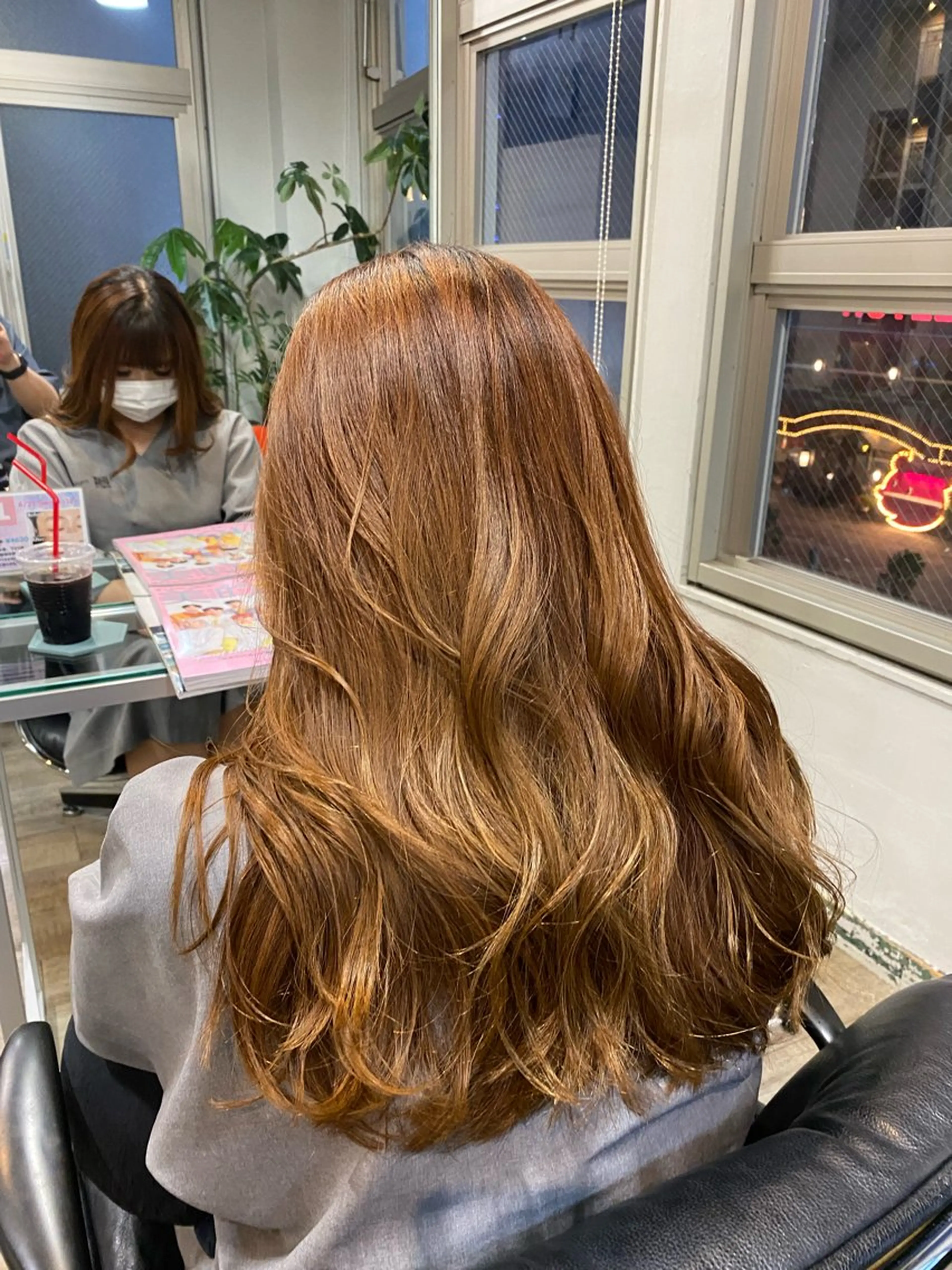 ロング パーマ・レイヤー 髪質改善・TANIのヘアスタイル