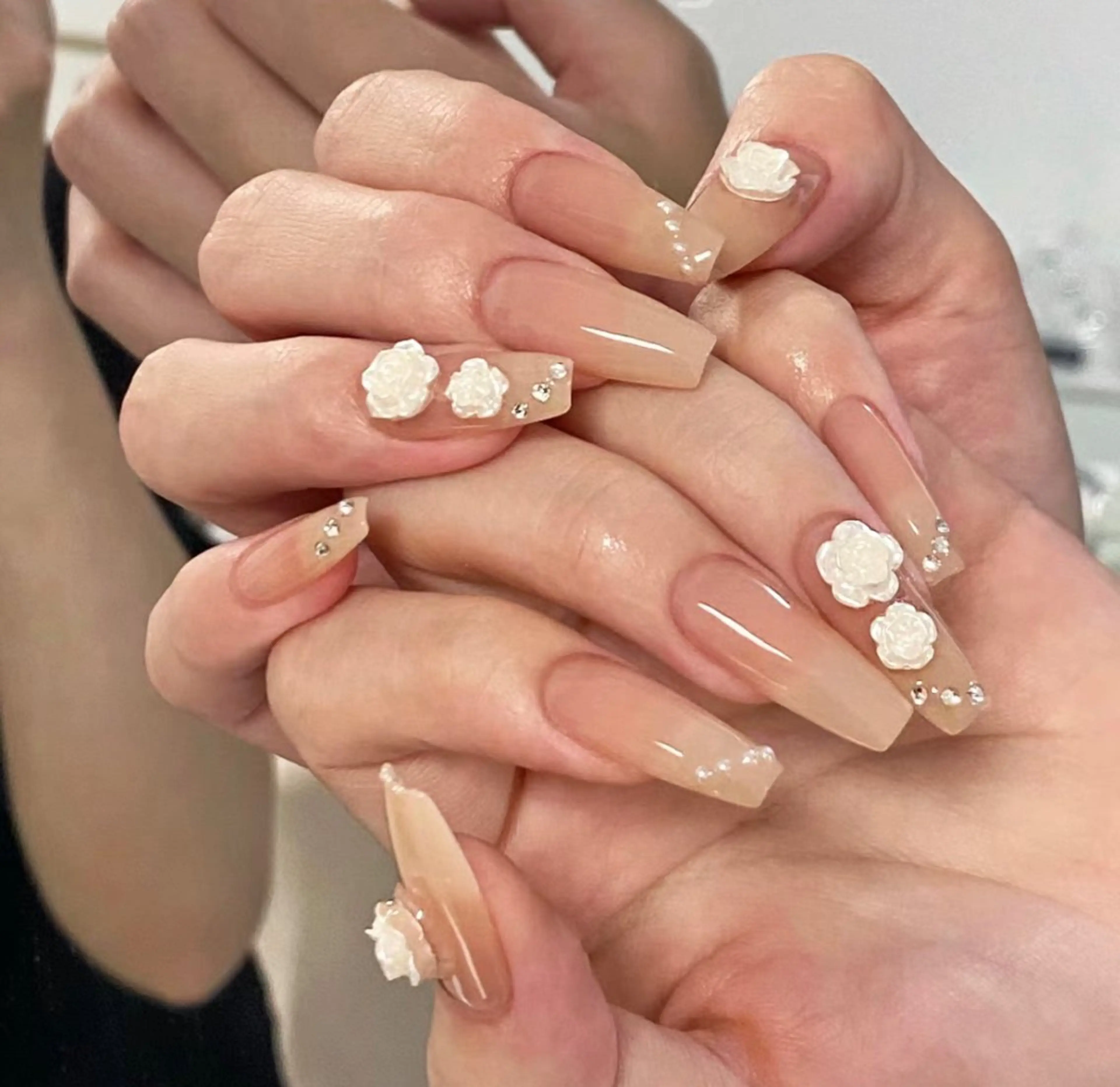 ネイル ハンドネイル ハンドケア 🍑 momo_nailのネイルデザイン