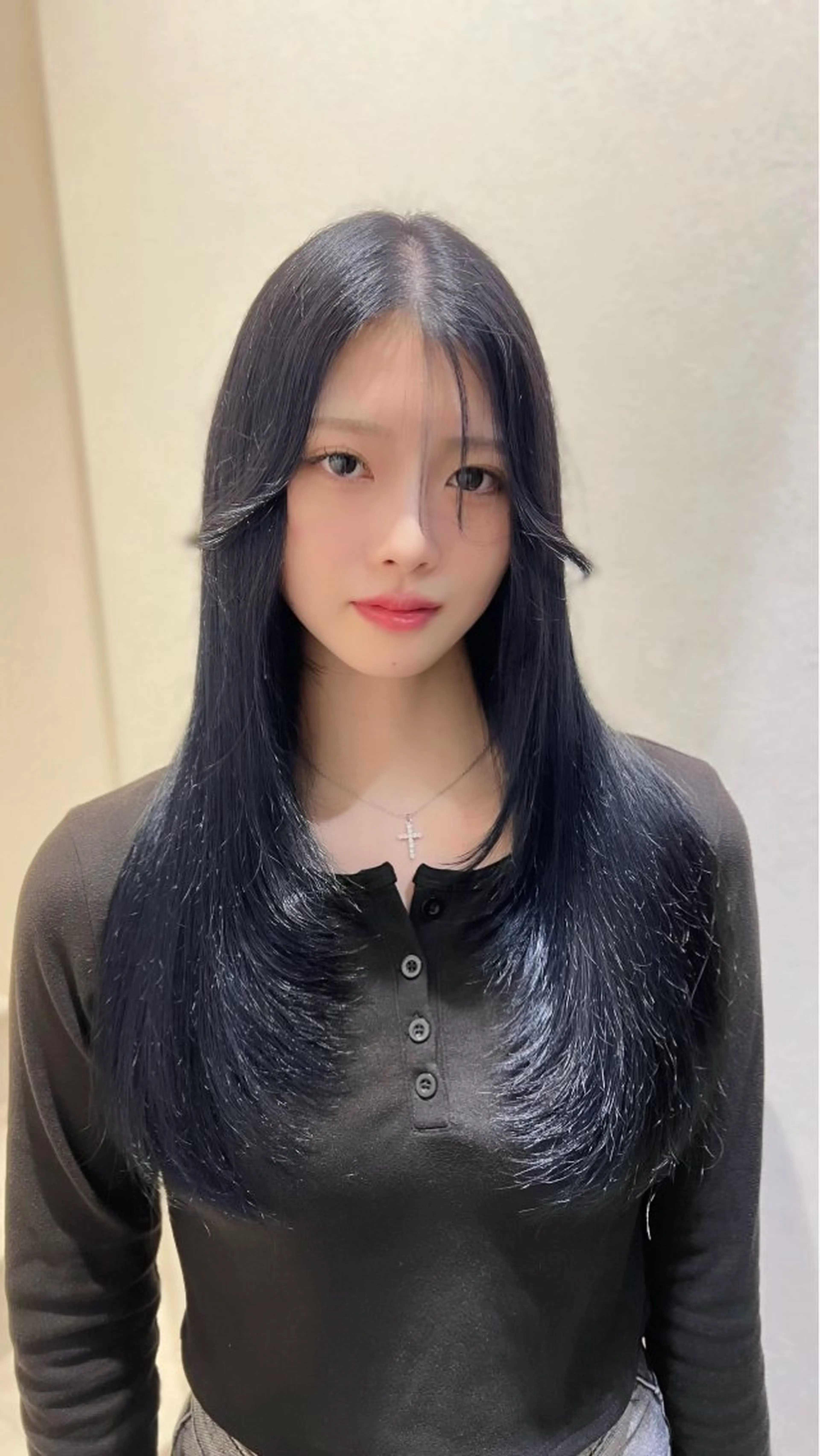 ロング リコ ハッシュカット 韓国レイヤーのヘアスタイル