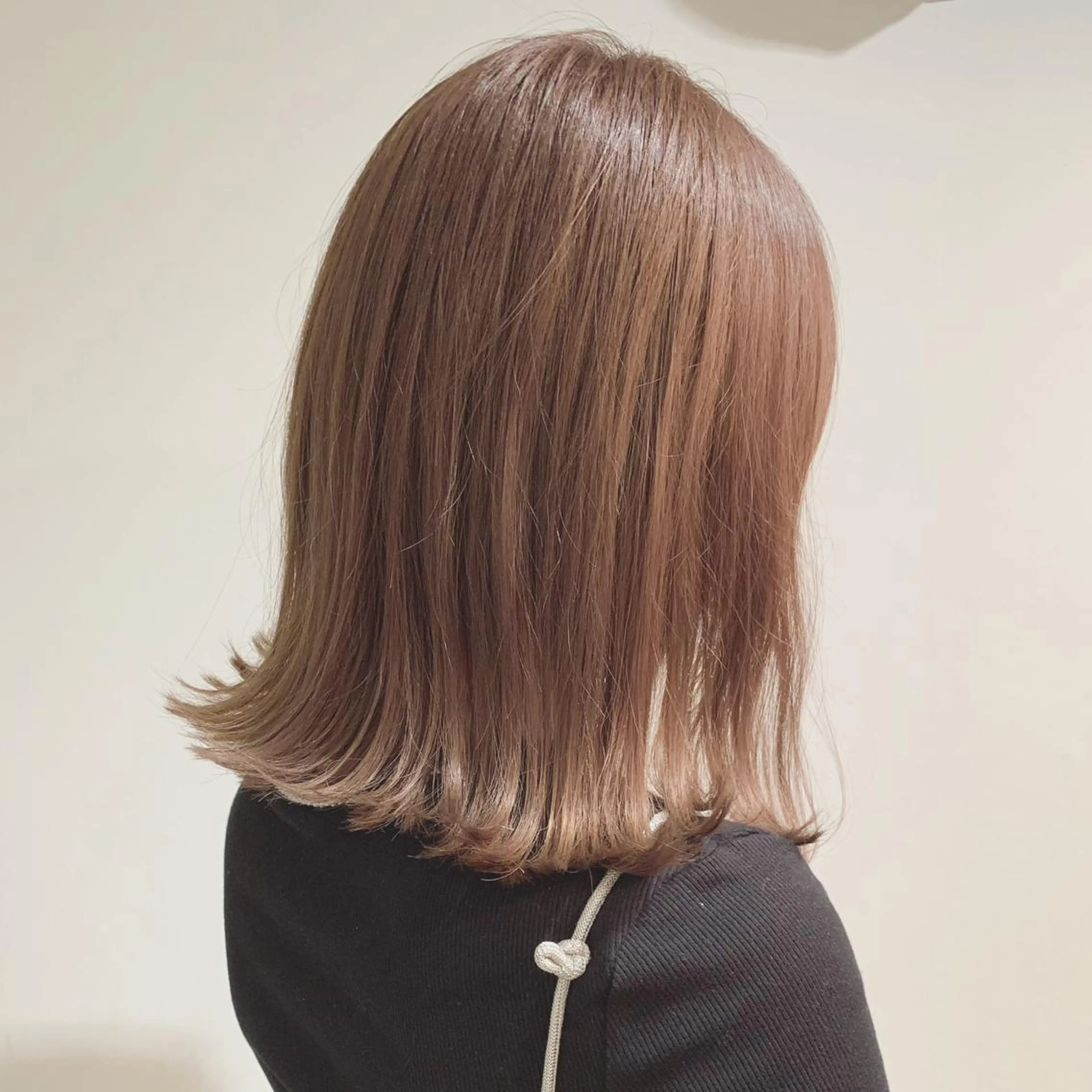 ミディアム アッシュ レイヤーカット ✨️奥田良太✨️のヘアスタイル