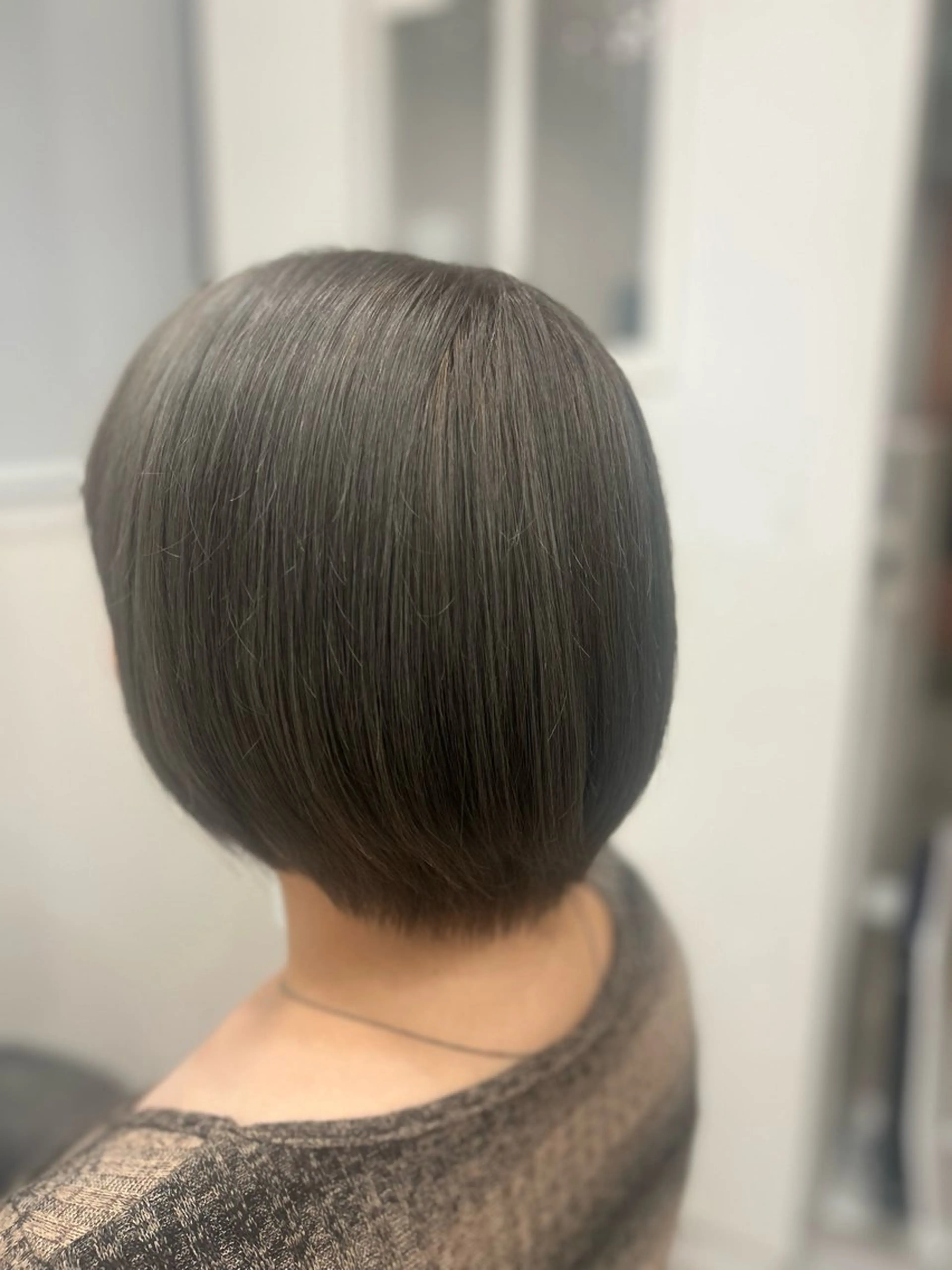 ショート カラー ULUA ひまりのヘアスタイル