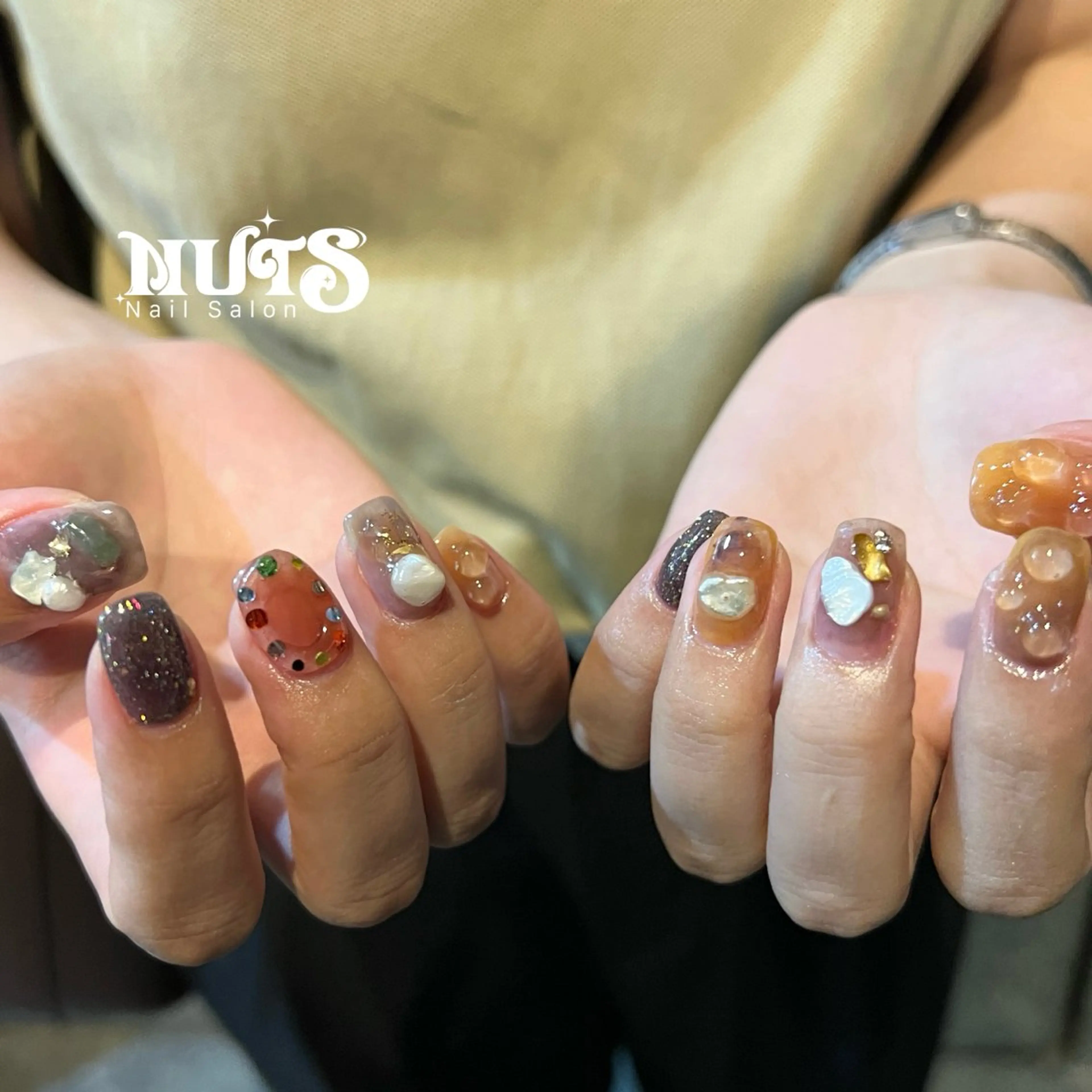ネイル ジェルネイル ニュアンスネイル パラジェル ハンドネイル 個性派ニュアンス nuts nail所属・【池袋】nuts nail なつみのネイルデザイン