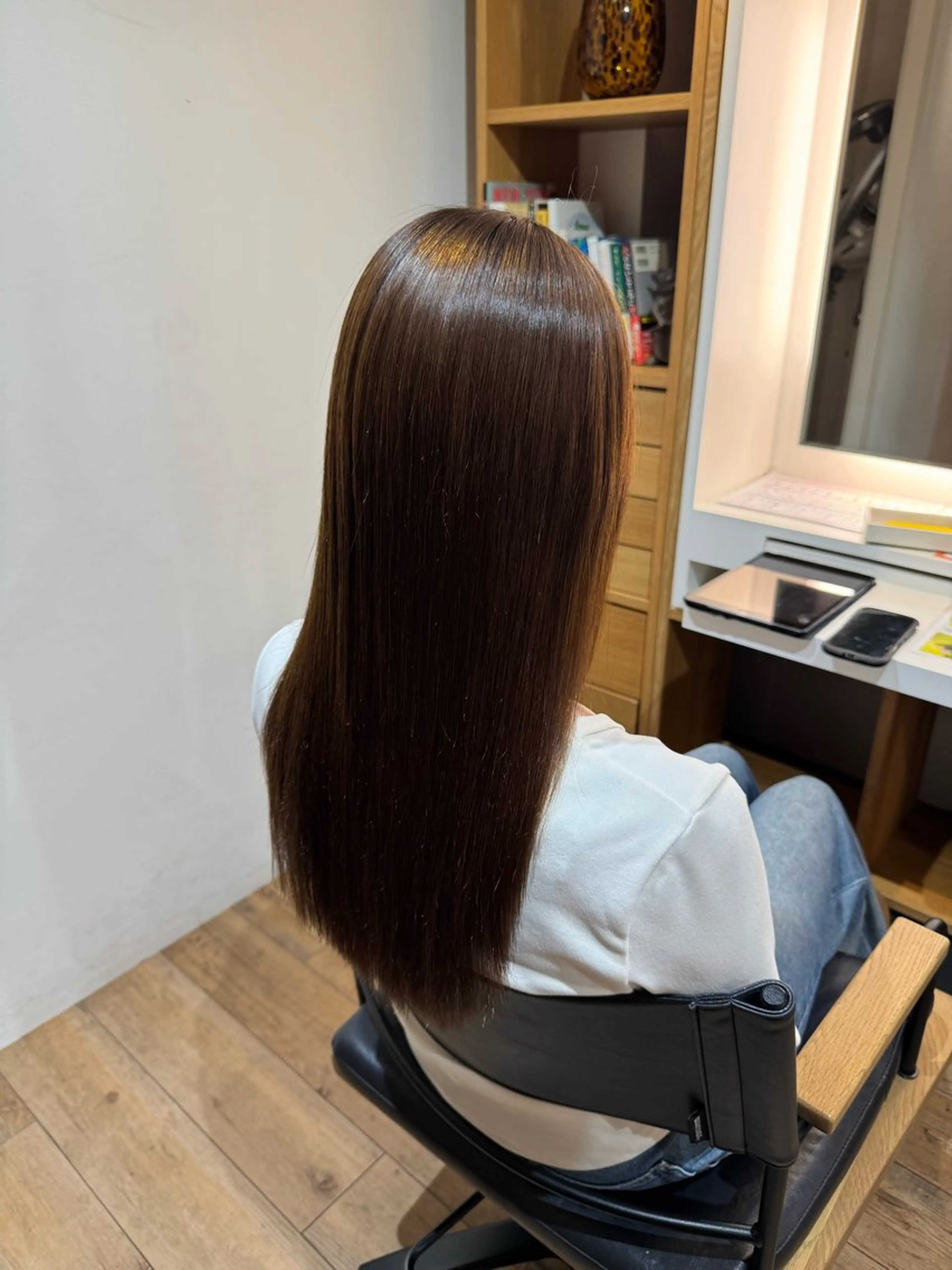 セミロング カット 縮毛矯正 トリートメント 美髪/髪質改善 川口凌弥のヘアスタイル