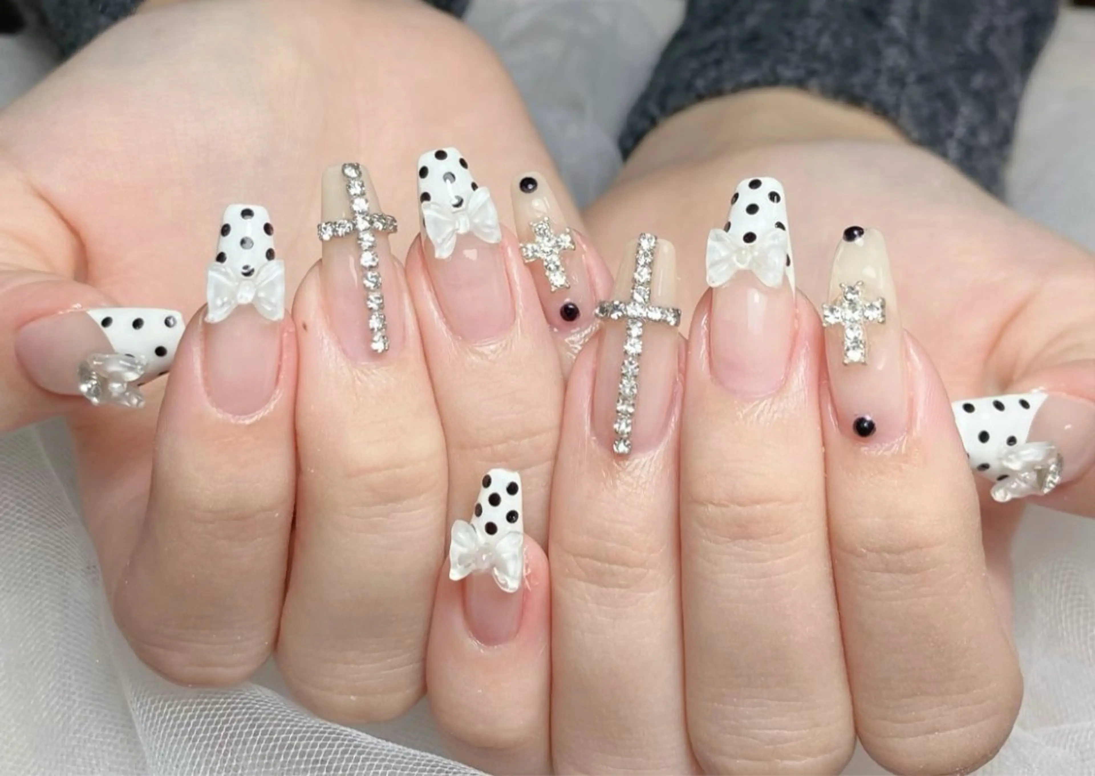 ネイル MoonHi Nail 朝霞台のネイルデザイン