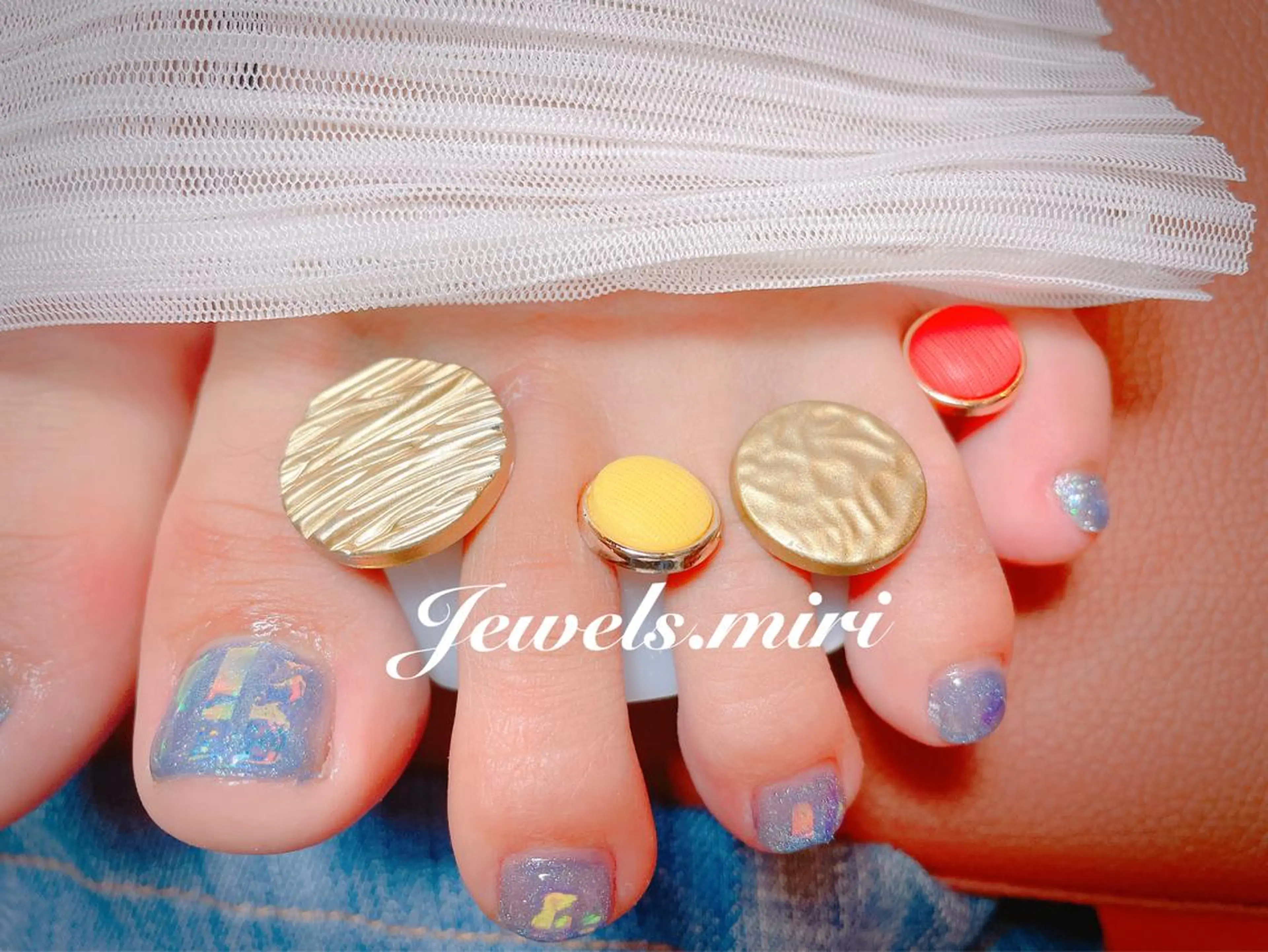 ネイル アートネイル オーロラネイル ブルー フットネイル ジェルネイル ネイルサロン Jewels Mのネイルデザイン