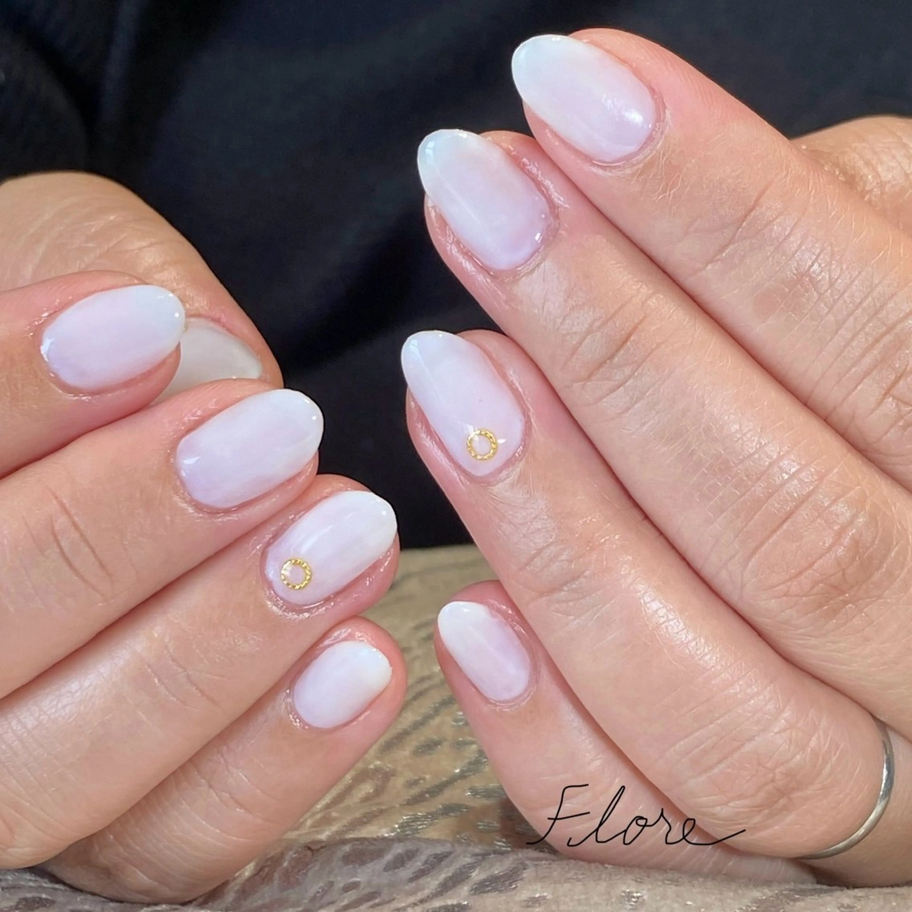 ネイル Flore (フロール)の眉毛・アイブロウイメージ