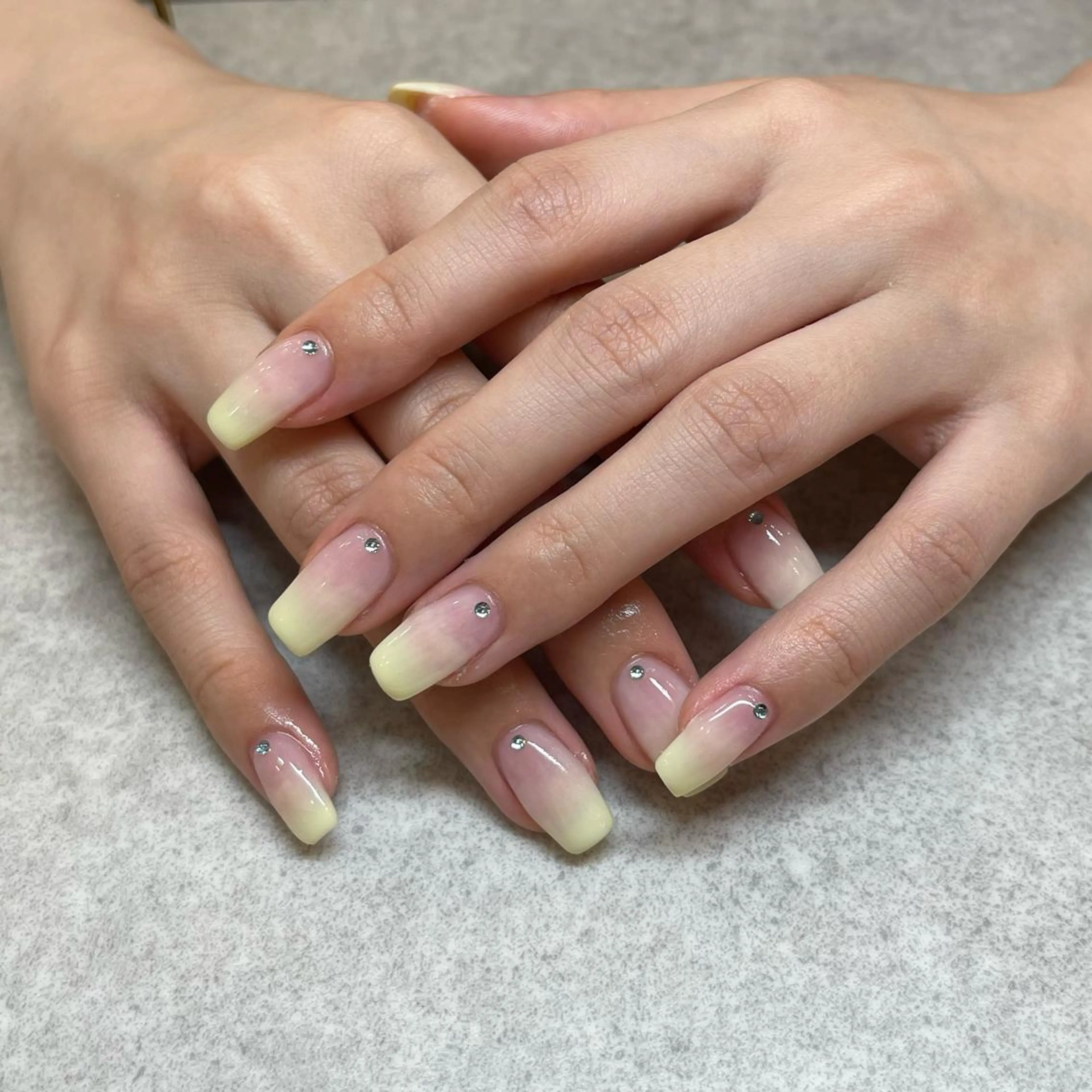 ネイル UnFLAIR KASUMIのネイルデザイン