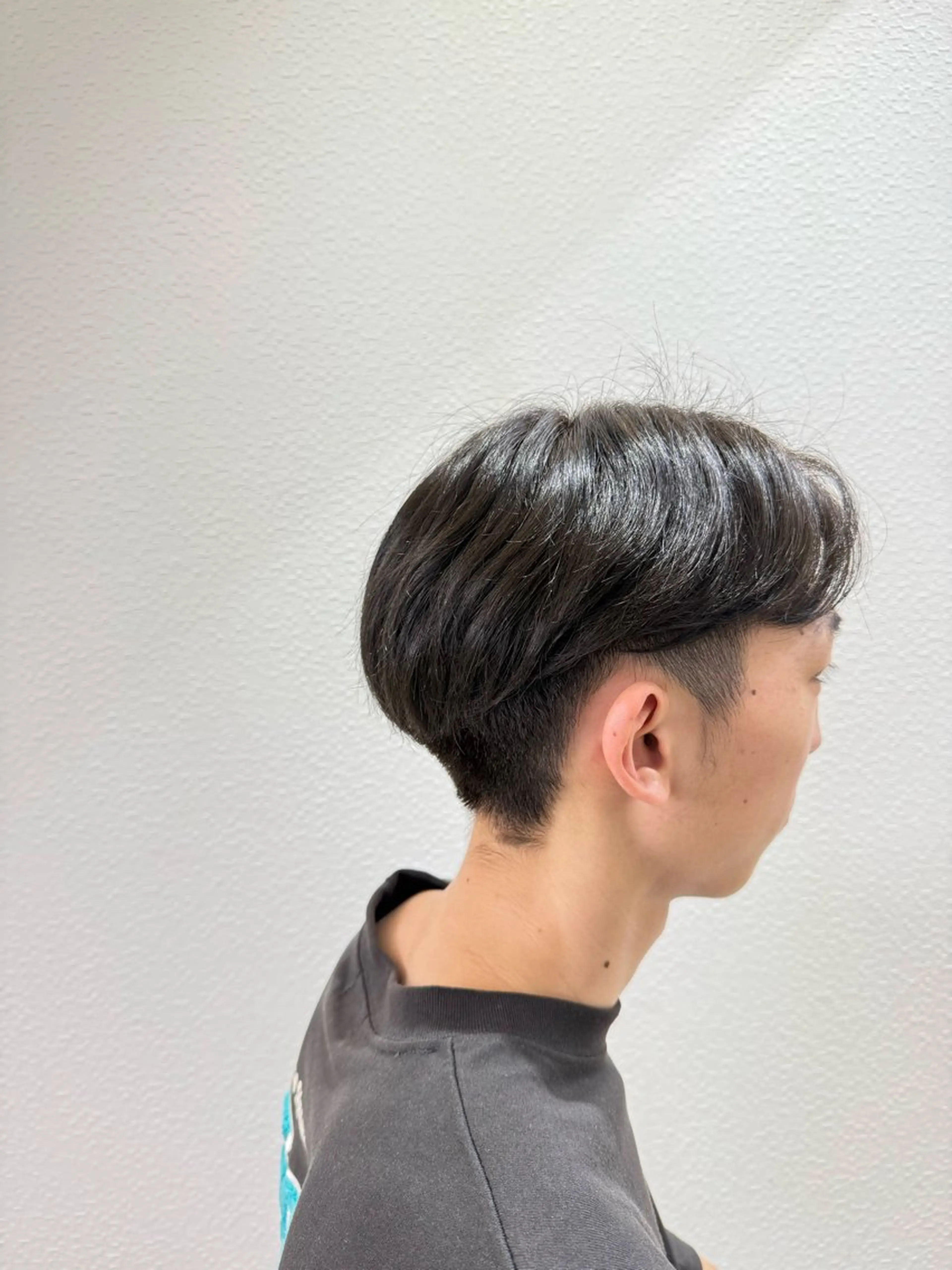 ショート メンズ 上村華女 髪質改善カラーのヘアスタイル