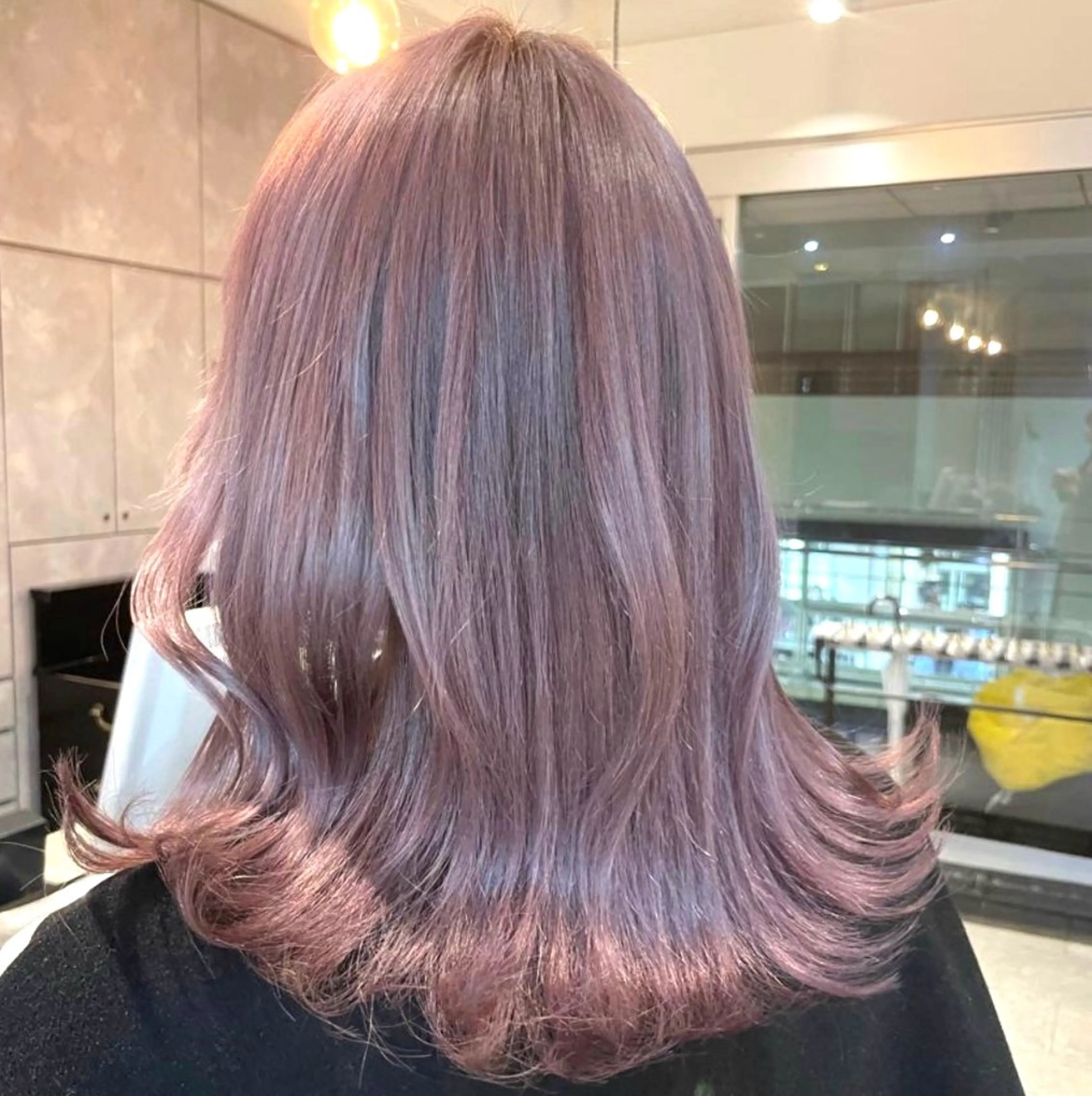 ミディアム カラー ヘアアレンジ 🎀ハイトーン・艶 カラー HANA🎀のヘアスタイル