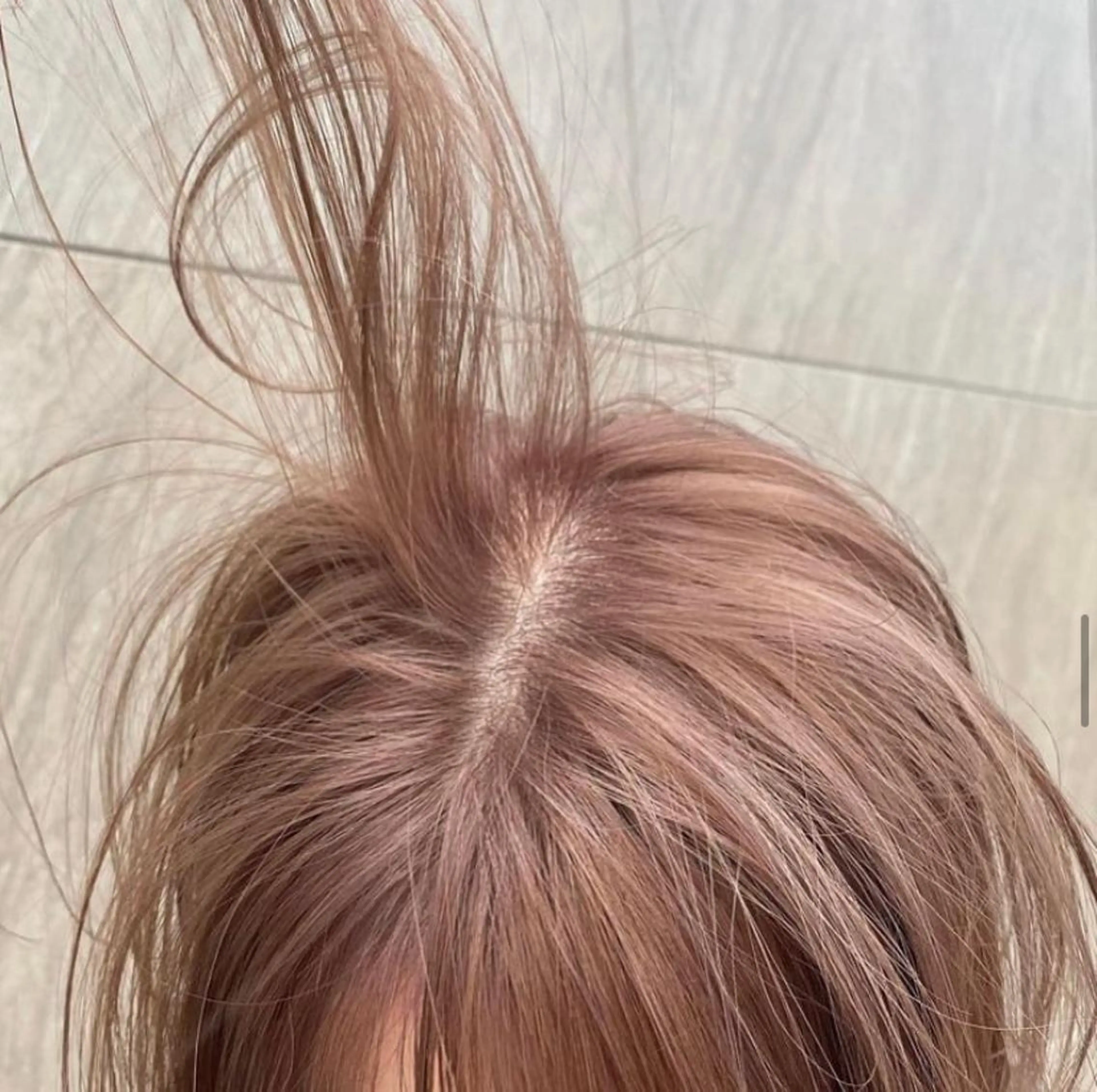 ショート カラー ベージュカラー 透明感カラー ピンクカラー ピンクベージュ ボブ ヘアカラー ボブ/ハイトーン REINAのヘアスタイル