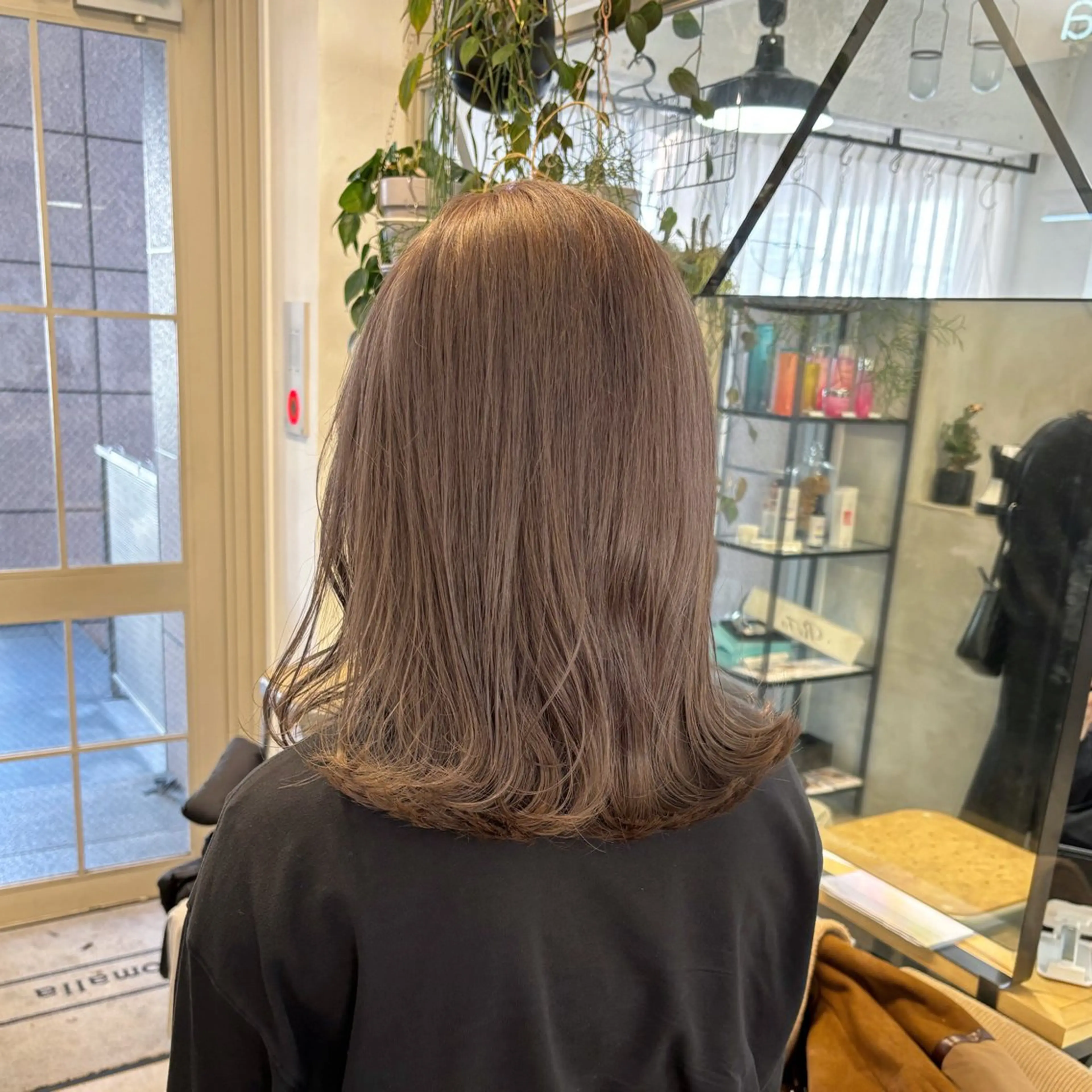 ミディアム カラー カット ヘアカラー トリートメント オリーブ/縮毛♡ Natsuno🩰のヘアスタイル