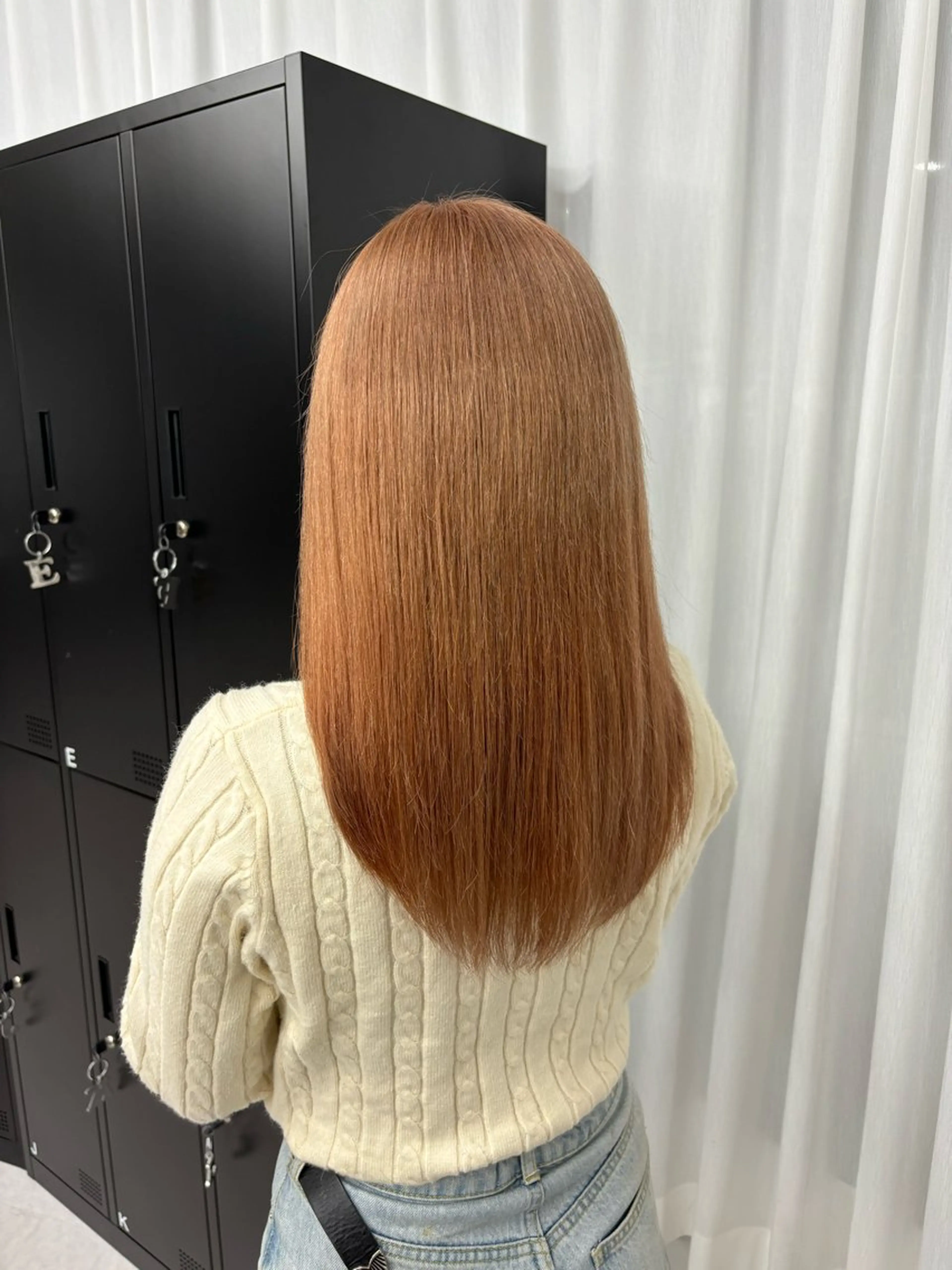 ミディアム 前田 真保のヘアスタイル