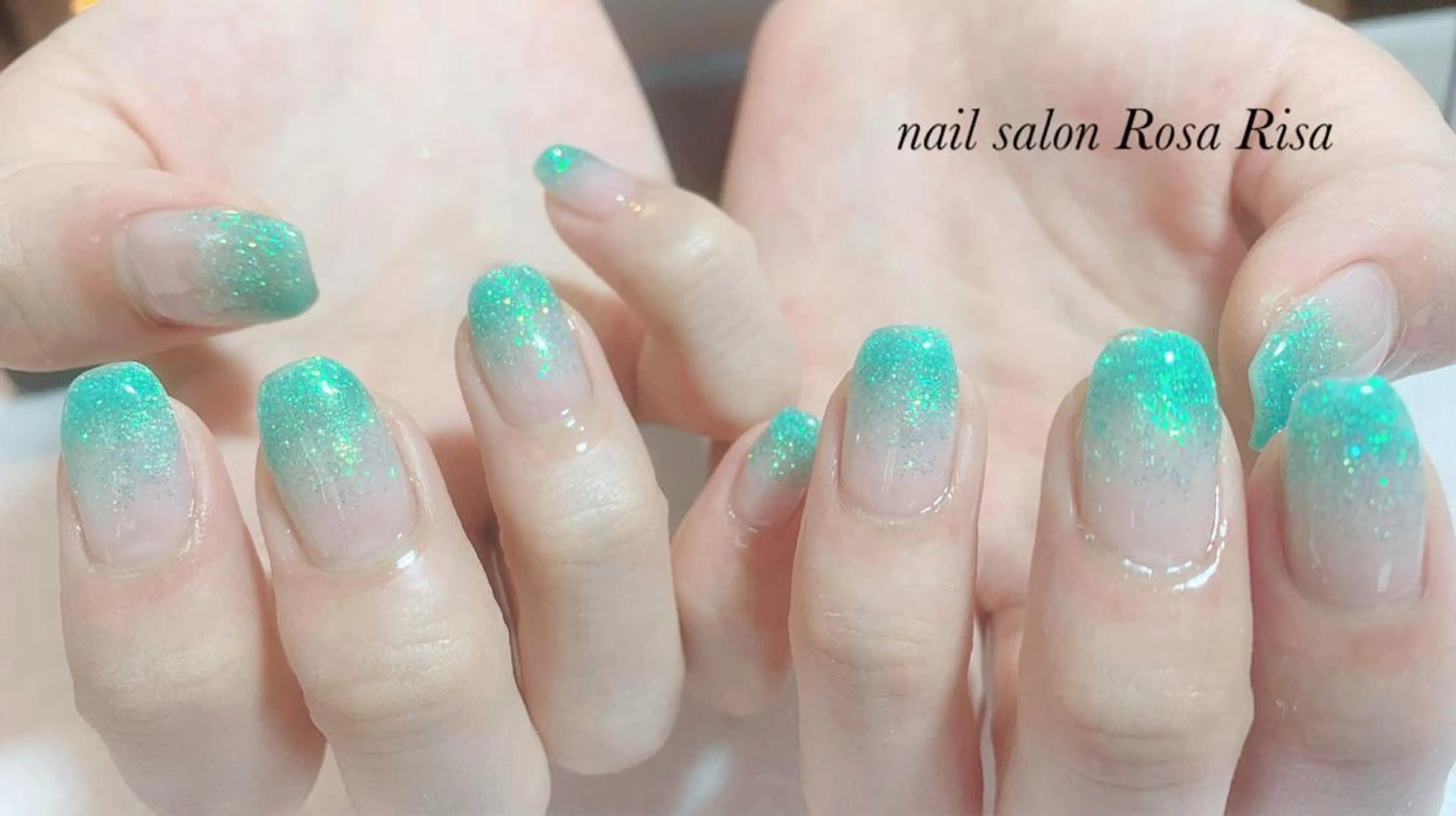 ショート ネイル ネイルスタジオ シェイクユアハンズのネイルデザイン