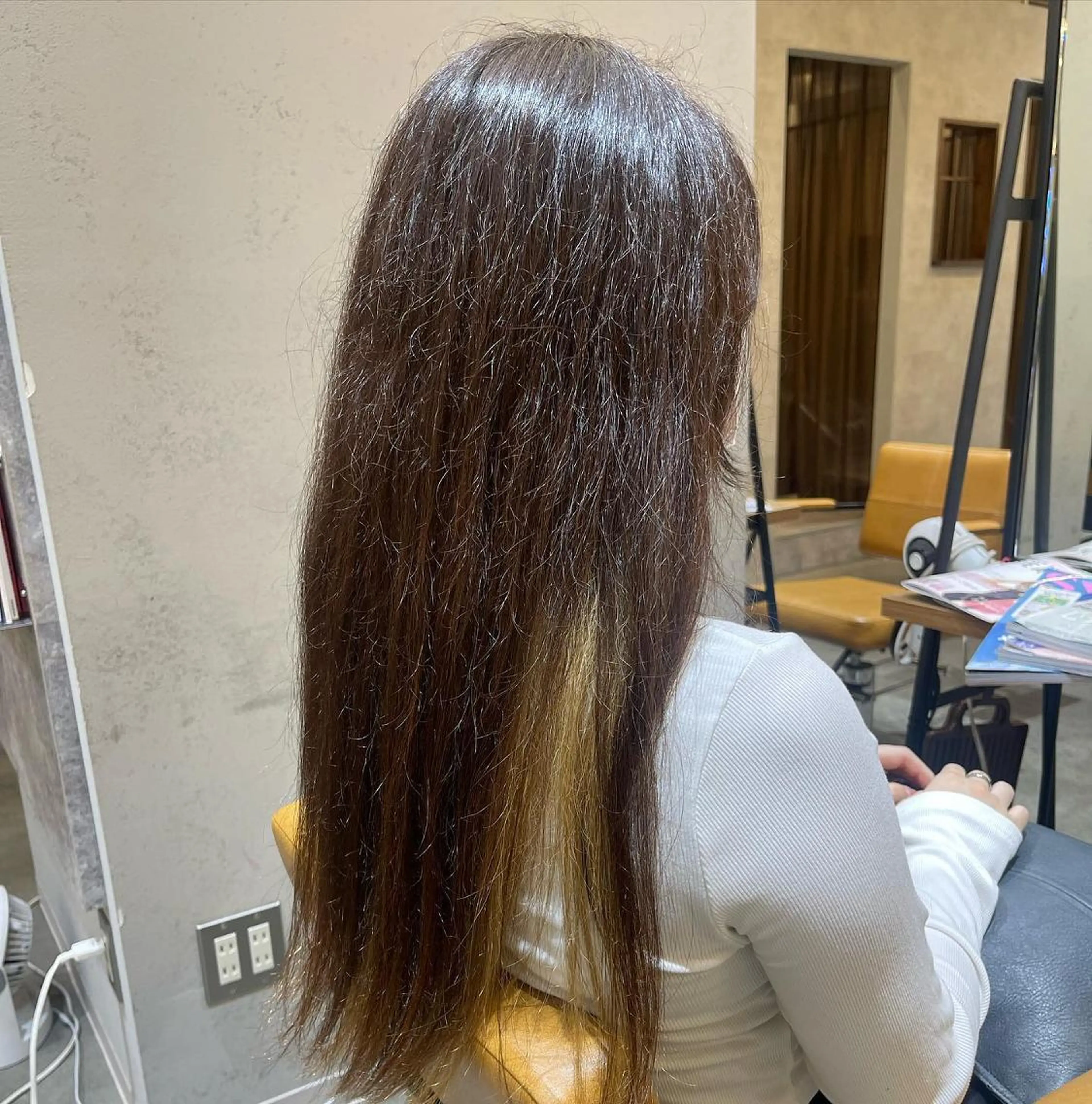 ミディアム カラー ヘアアレンジ ベージュカラー 黒髪 インナーカラー 髪質改善 似合わせカット ❥【韓国風ヘア】 stylist 林❥のエステ・リラクイメージ