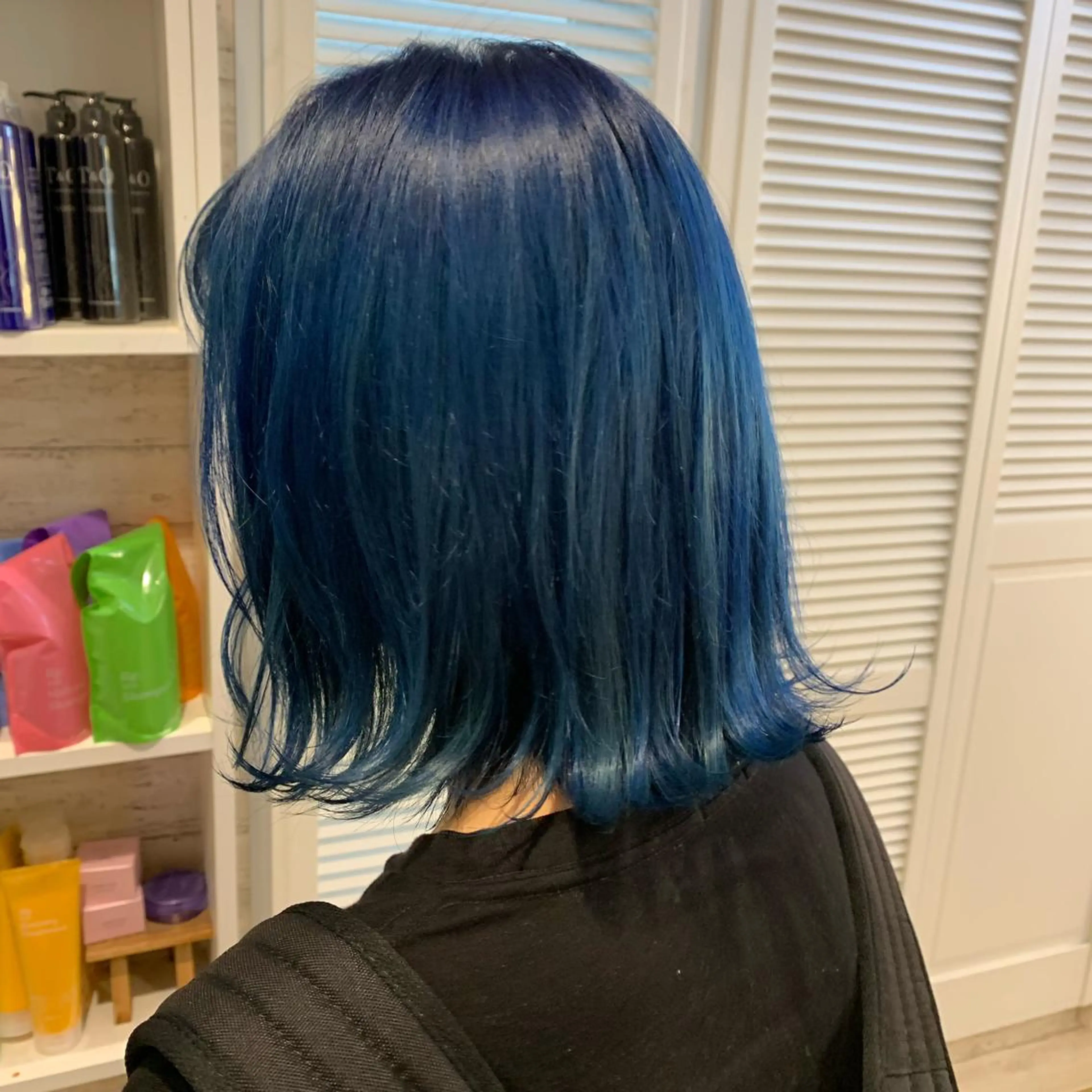 カラー 天野 利咲のヘアスタイル