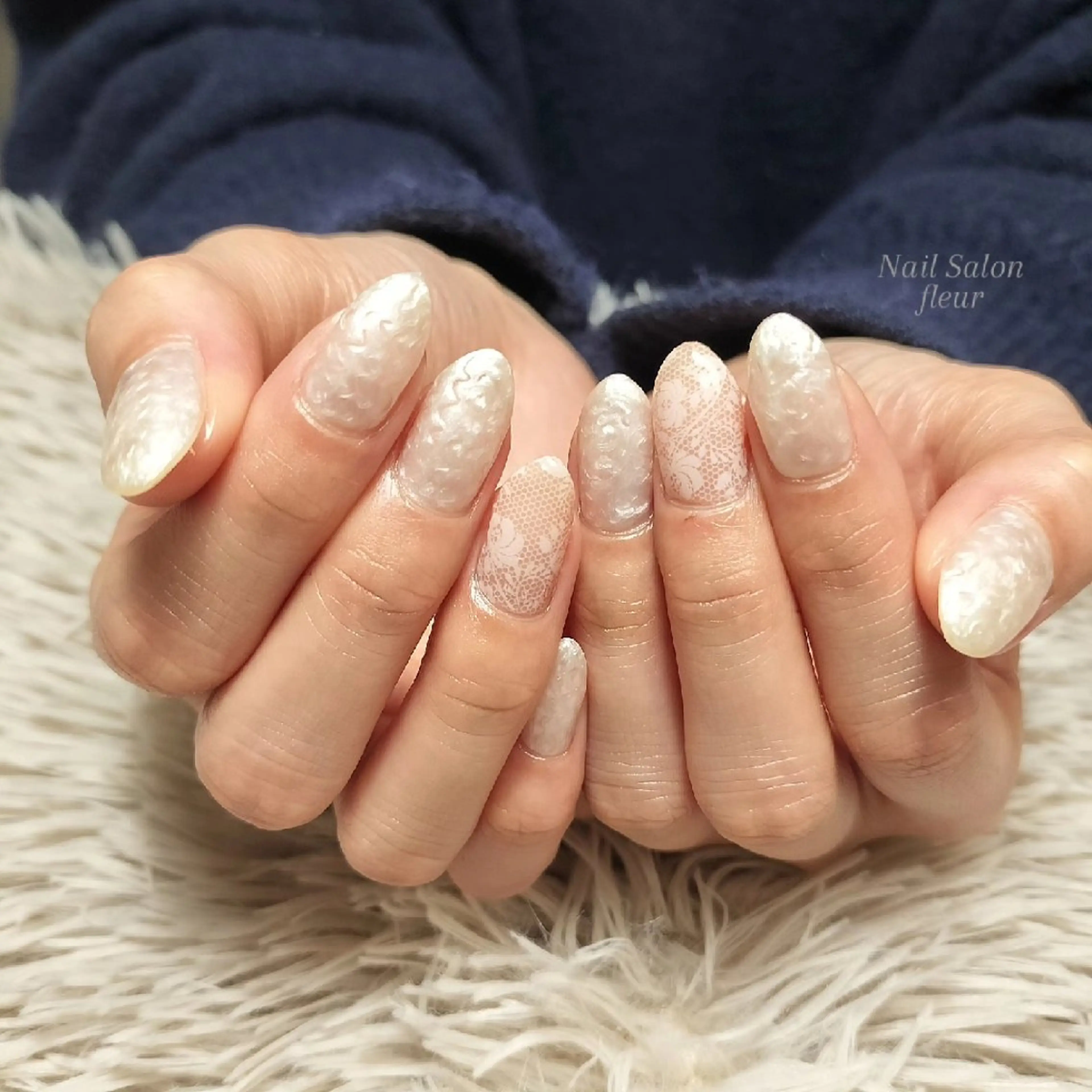 ネイル レース ホワイト megumi. sのネイルデザイン