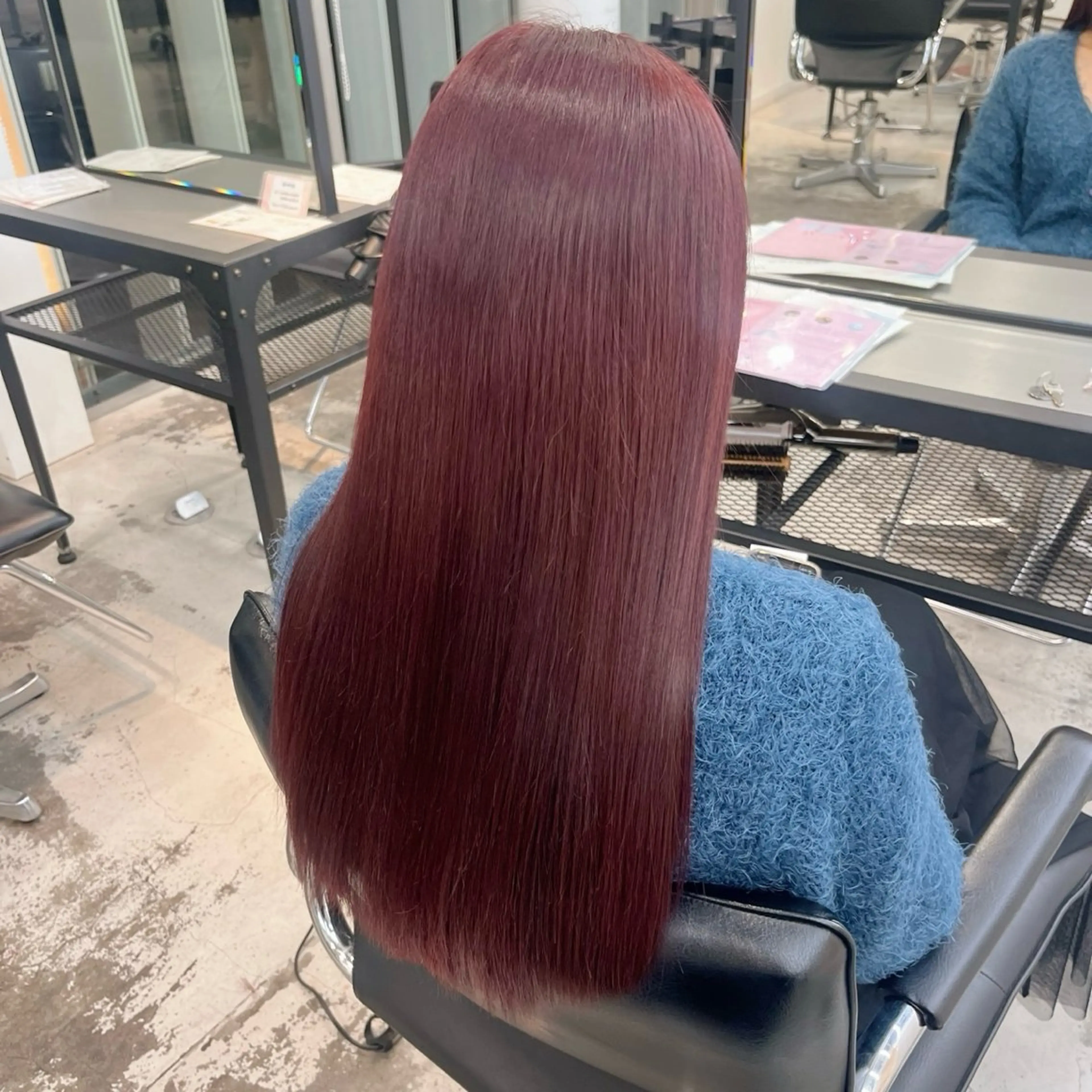 ロング カラー ブリーチ ボルドーカラー 🍒暖色✖️レイヤー ／Haruna🍒のヘアスタイル