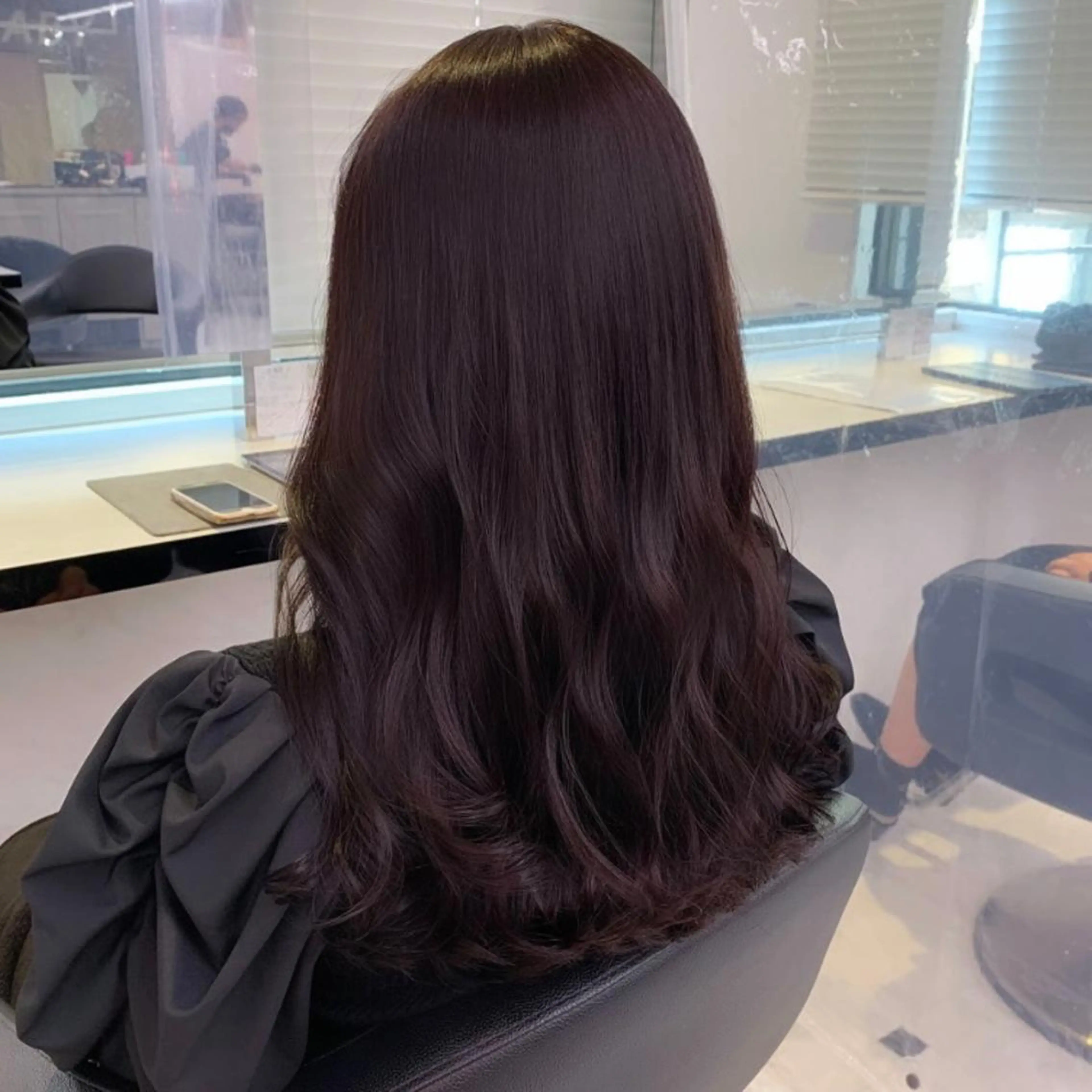 セミロング カラー ヘアアレンジ 🩰透明感カラー♡ UTA🩰のヘアスタイル