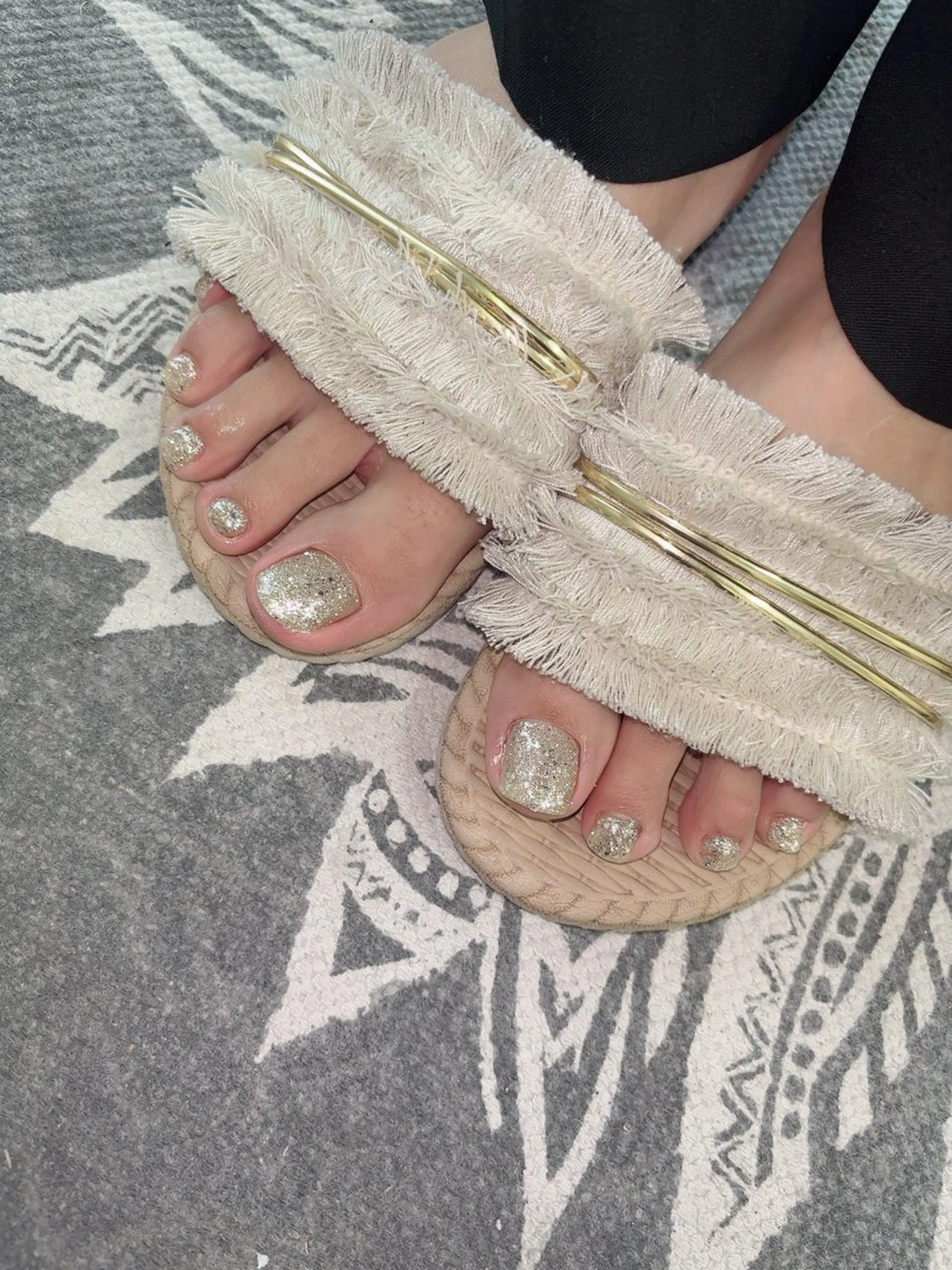 ネイル フットネイル Natsumi _RIRANのネイルデザイン