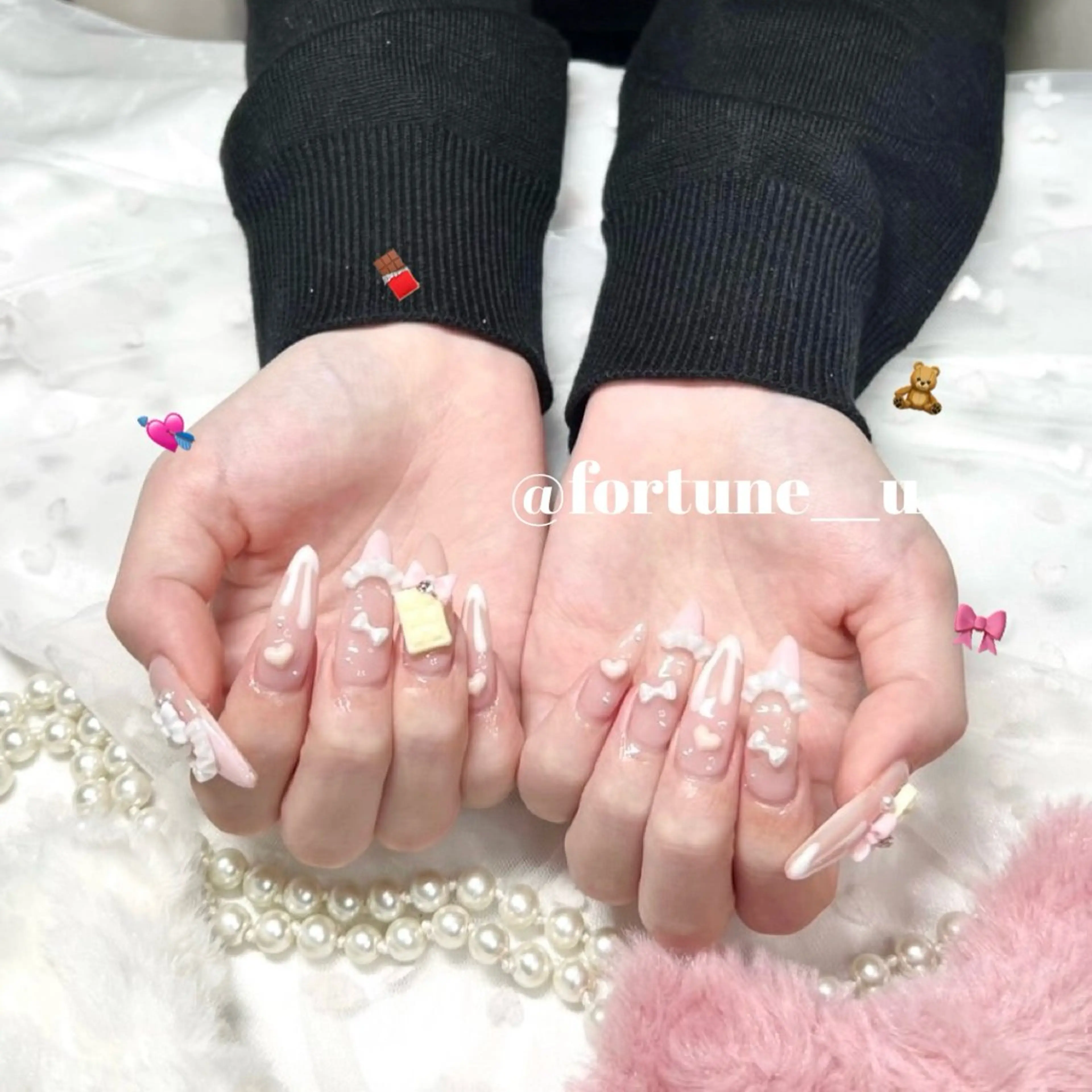 ネイル ガーリー 韓国ネイル 持ち込み ワンホンネイル ハンドネイル 💜✩.* Yuuna💜のネイルデザイン