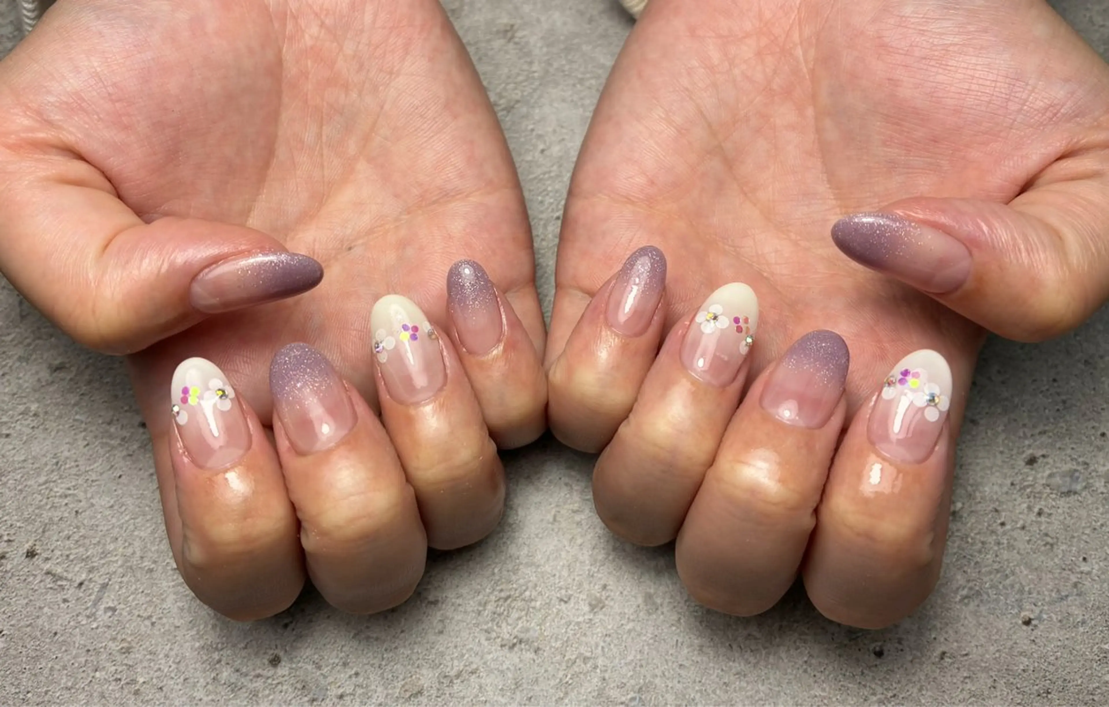 ネイル ハンドネイル ネイルサロン Bebeのネイルデザイン