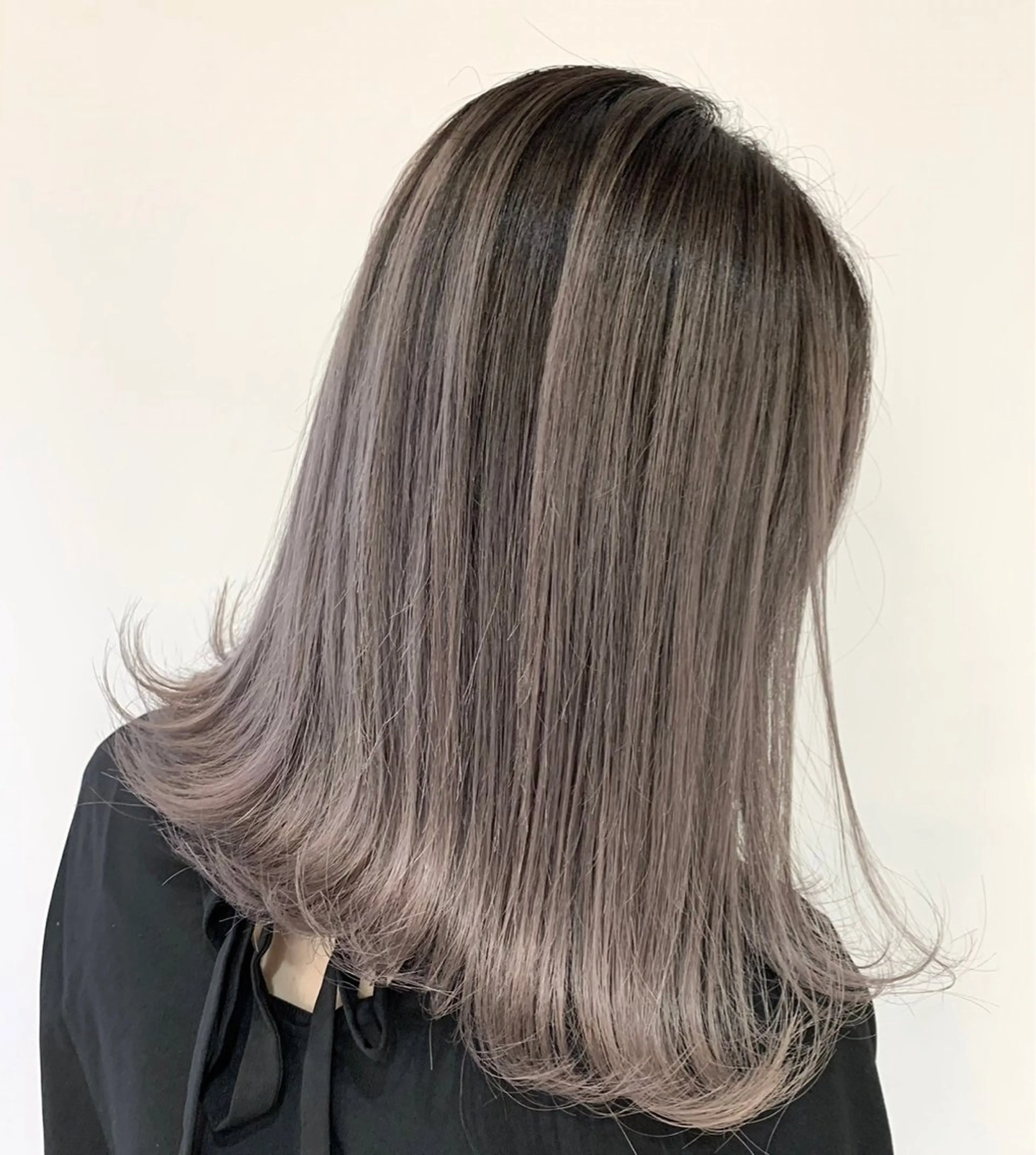 ミディアム カラー ヘアアレンジ ハイトーン/透明感/ レイヤー/かずや🦁のヘアスタイル