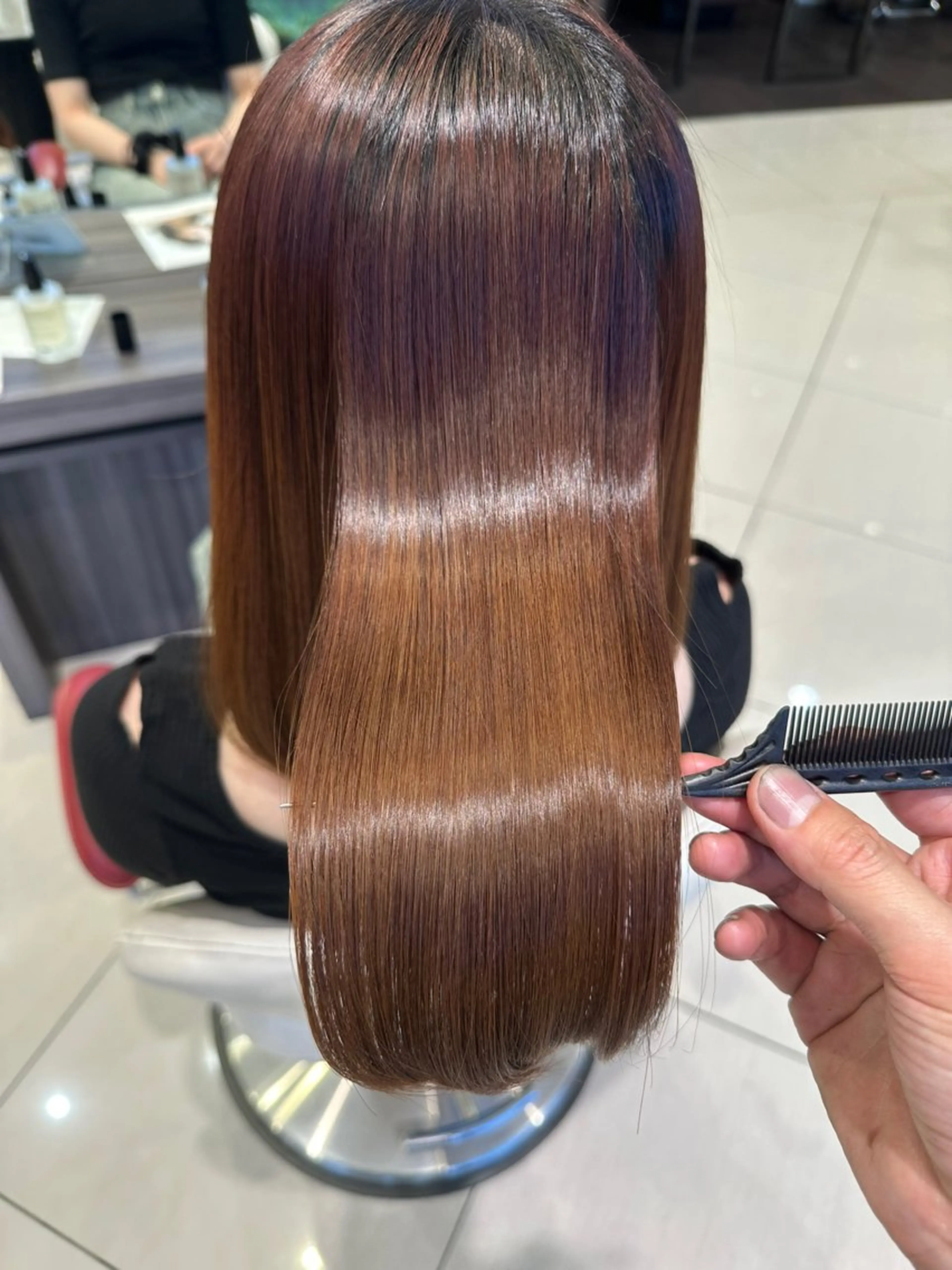 ミディアム 縮毛矯正 美髪矯正/髪質改善/ 艶レイヤー 古畑佑悟のヘアスタイル