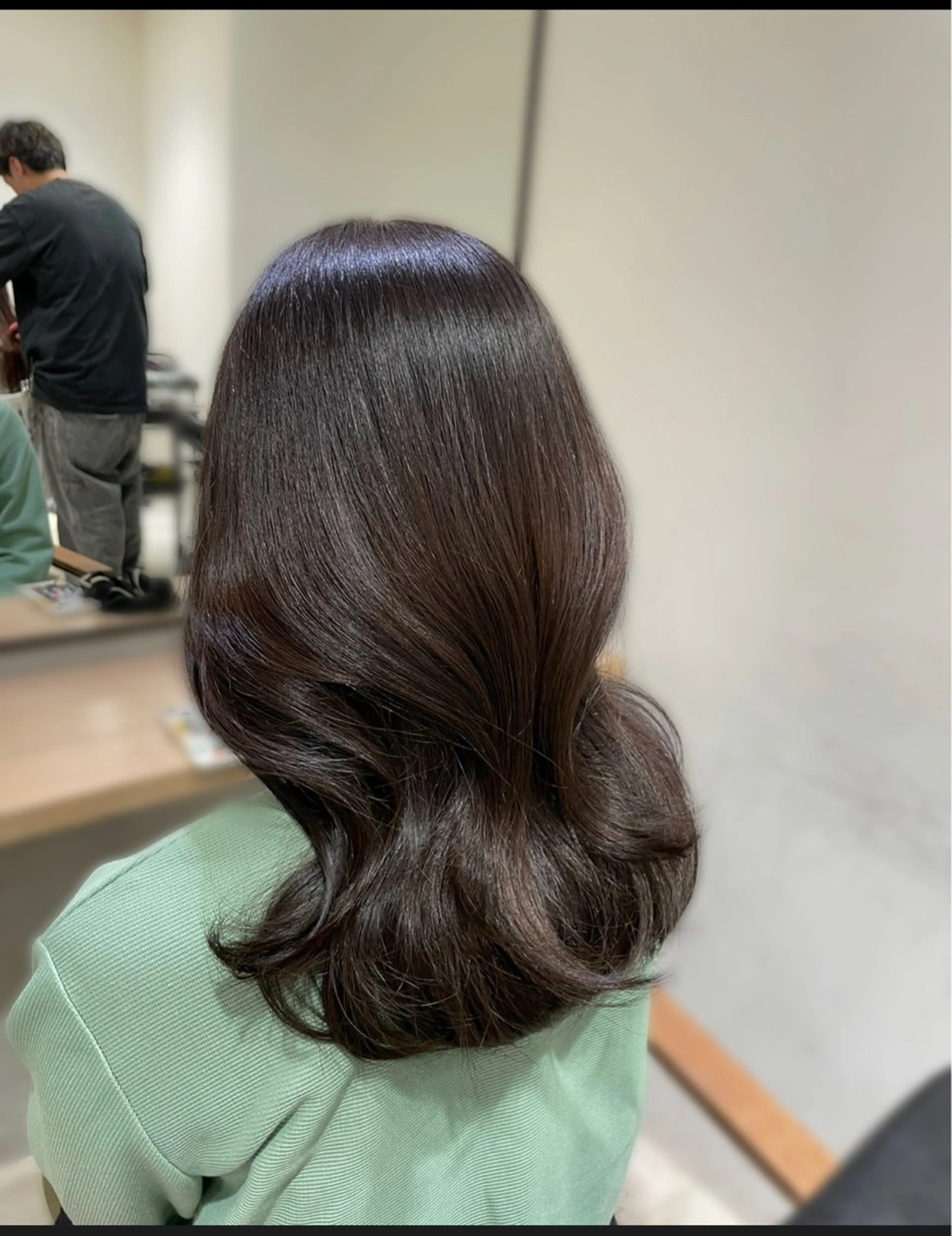 ミディアム カラー ブリーチ ブラウンカラー ブリーチなしカラー オリーブブラウン オリーブカラー Cosmepot所属・戸川凜音 とがわりんねのヘアスタイル