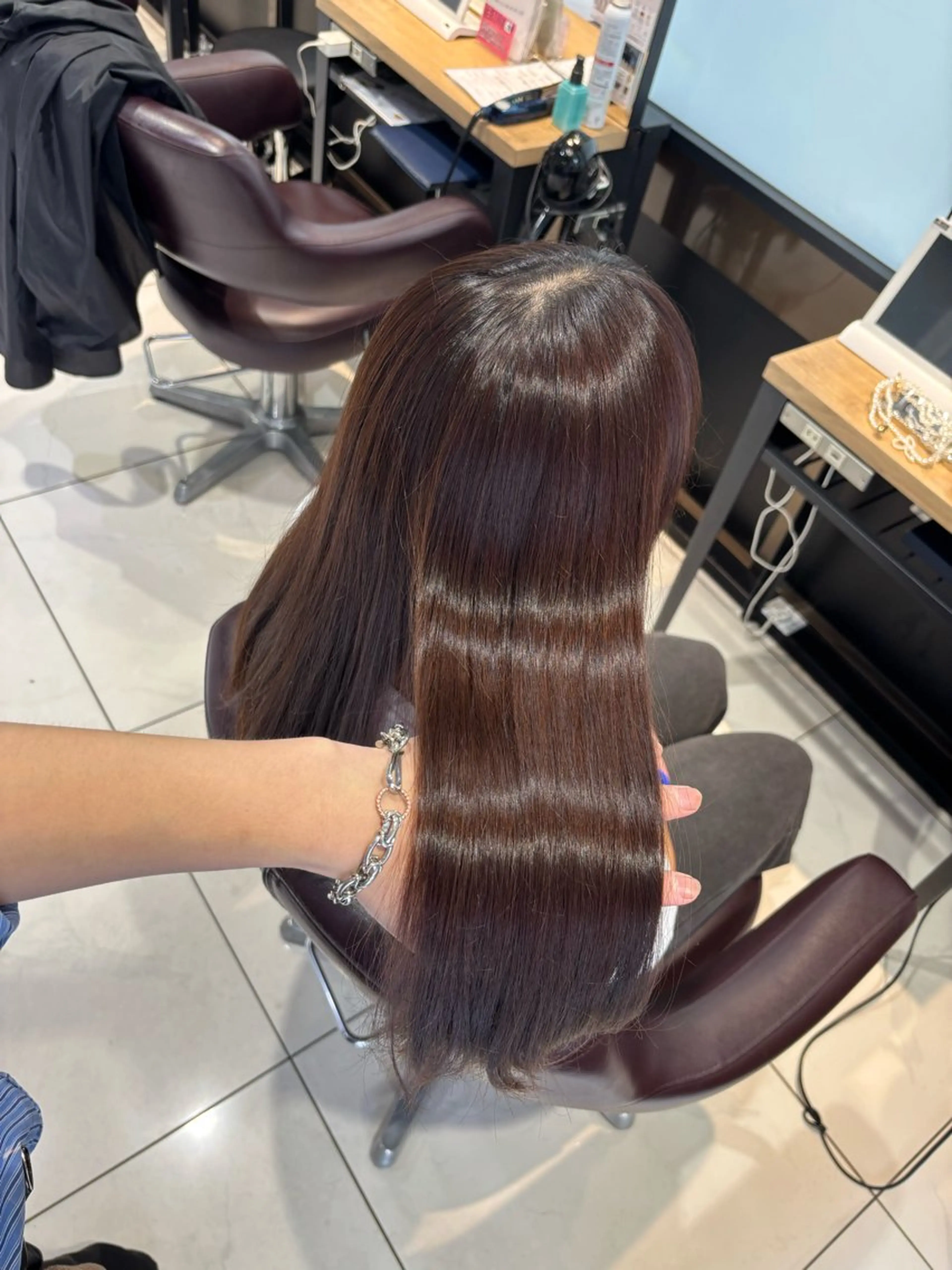 ロング カラー カット ヘアカラー トリートメント 🩵レイヤー✖︎ 髪質改善🩵リョウヤのヘアスタイル