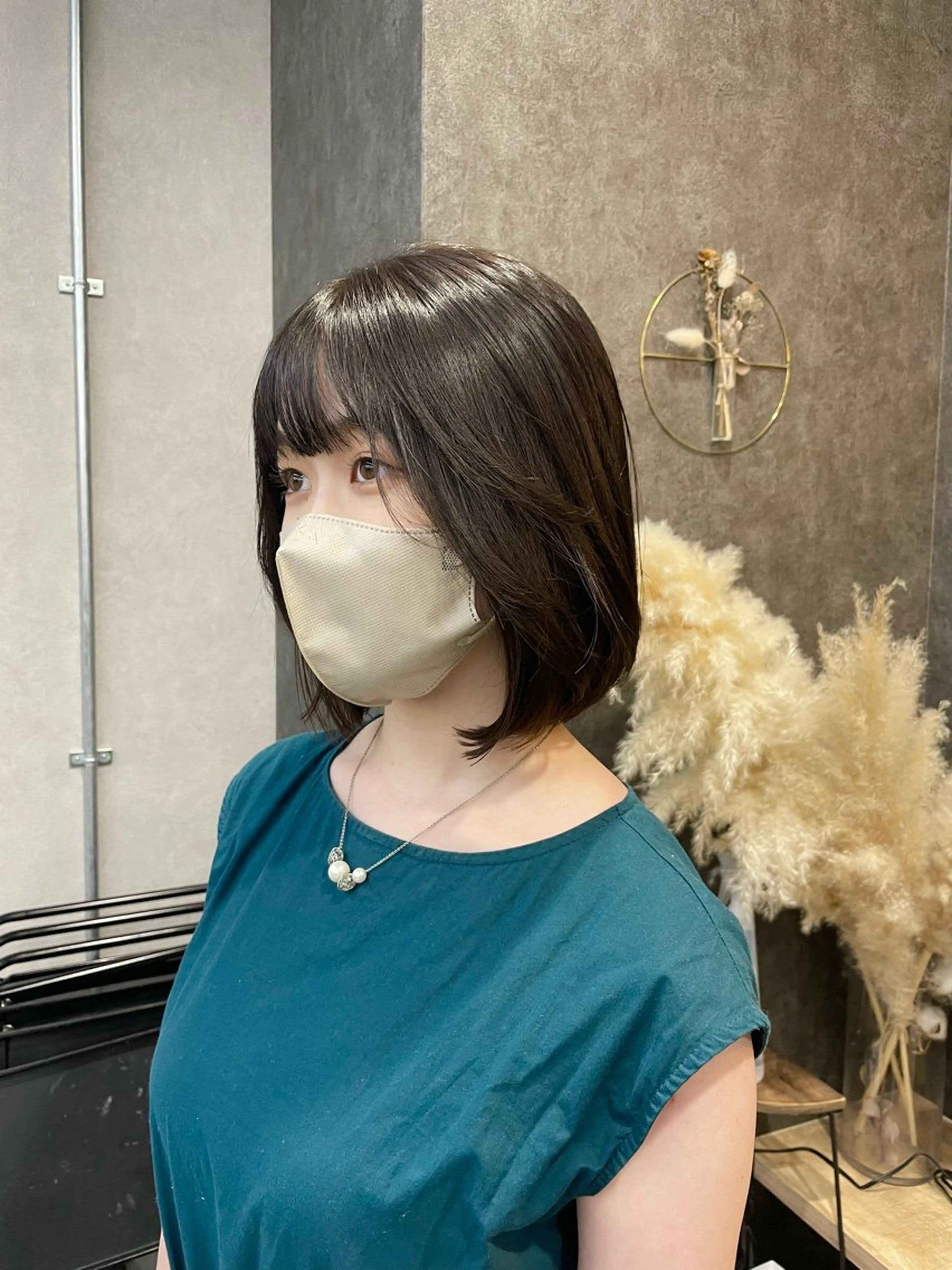 ショート カラー 顔まわりレイヤー 顔周りカット レイヤーカット いなみね はるきのヘアスタイル